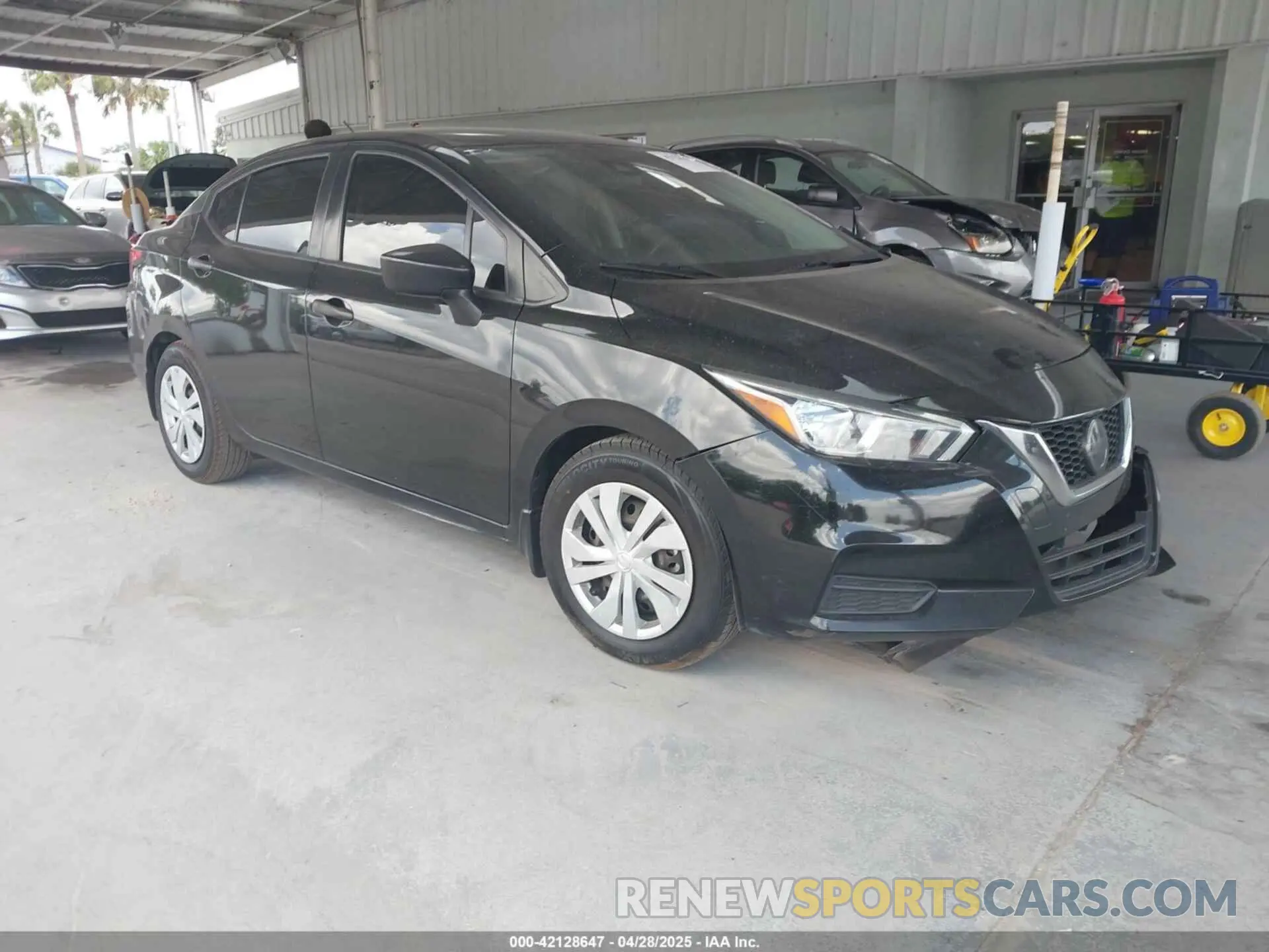 1 Фотография поврежденного автомобиля 3N1CN8DV2LL807746 NISSAN VERSA 2020