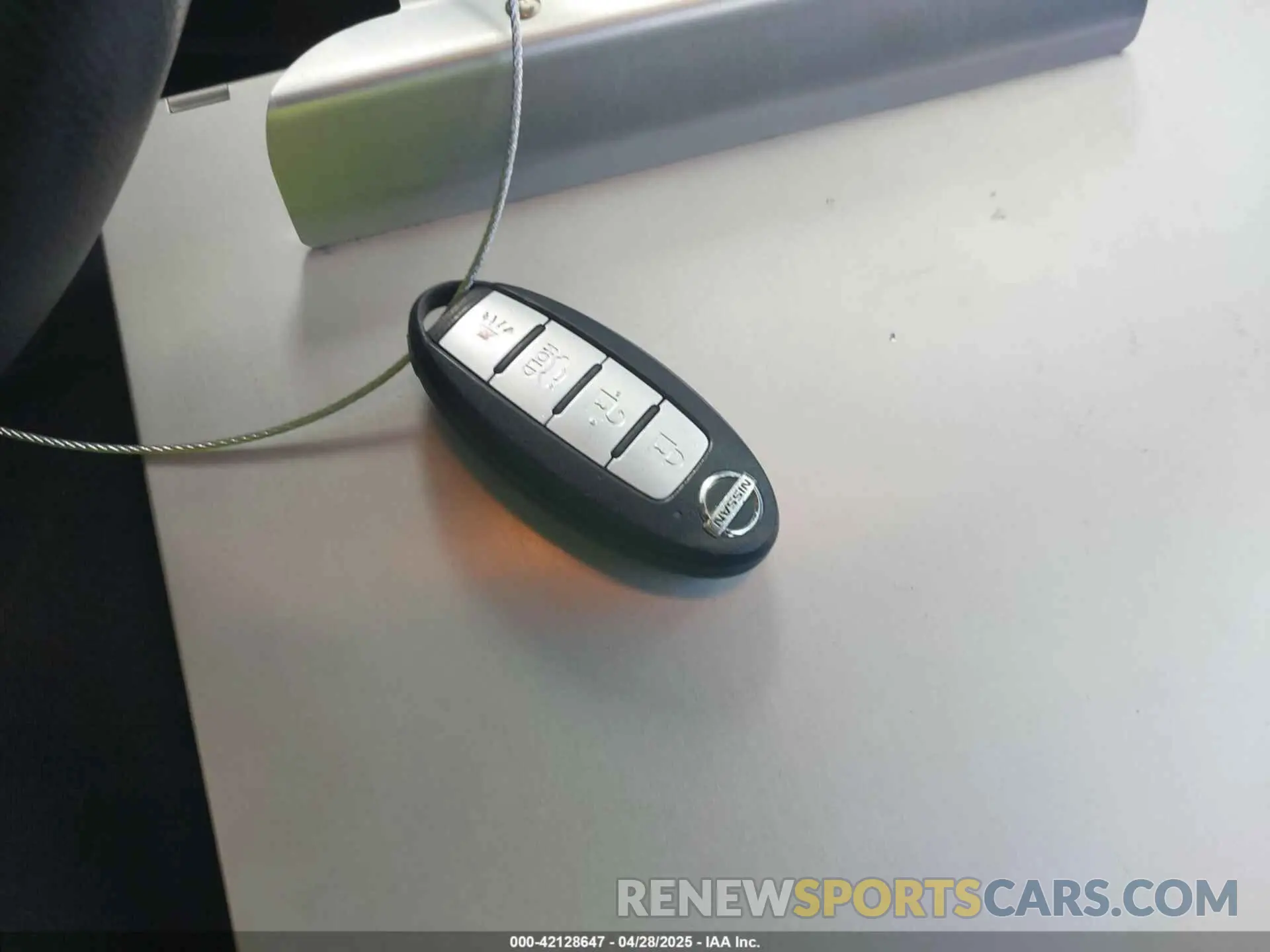 11 Фотография поврежденного автомобиля 3N1CN8DV2LL807746 NISSAN VERSA 2020