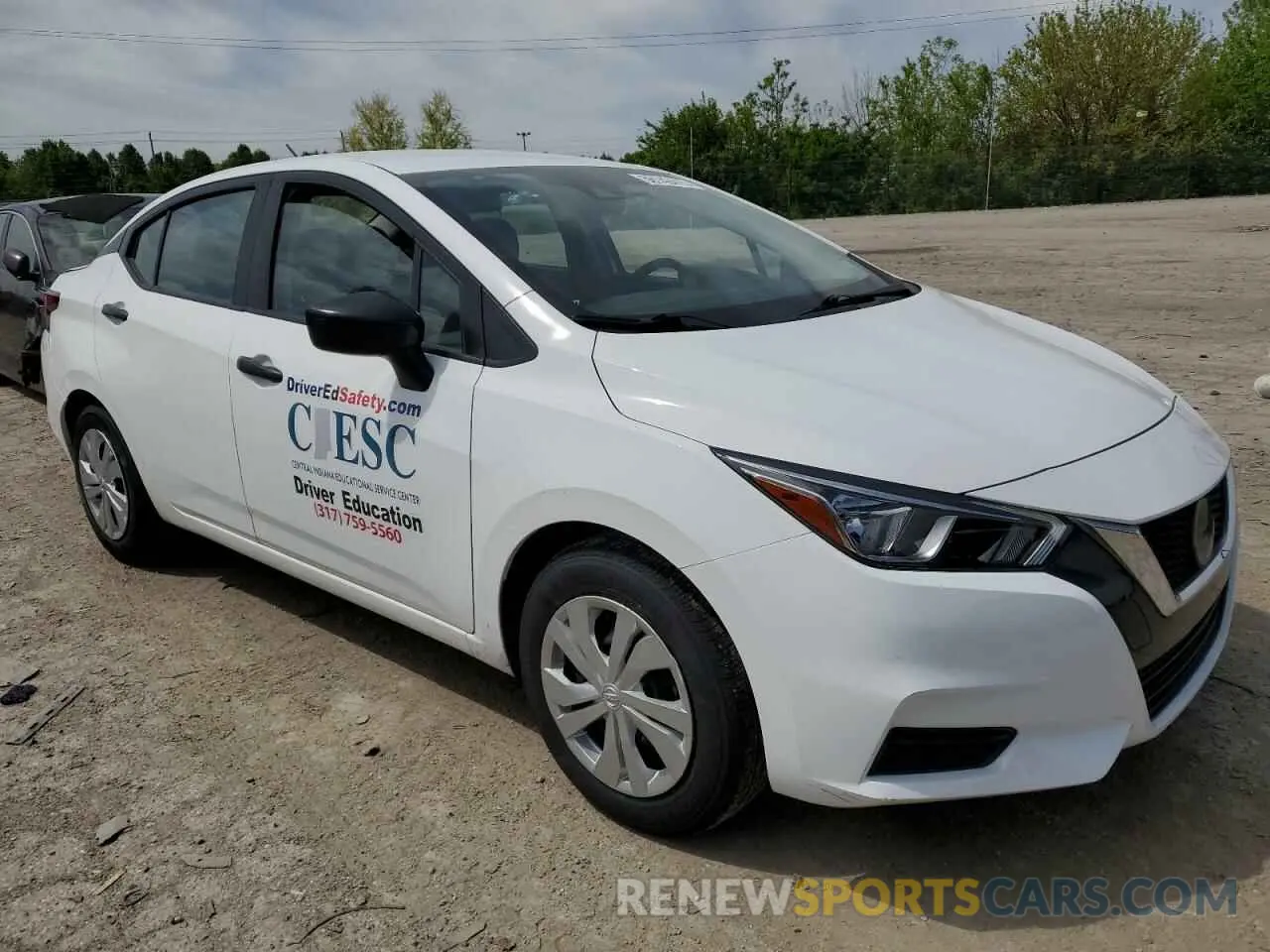 4 Photograph of a damaged car 3N1CN8DV3LL855739 NISSAN VERSA 2020