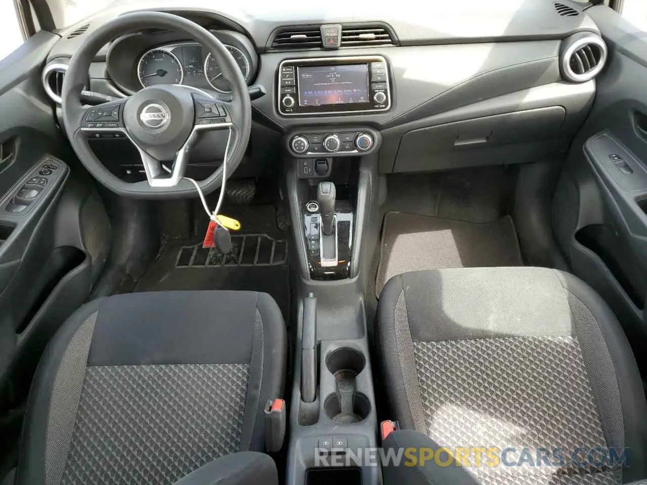 8 Photograph of a damaged car 3N1CN8DV3LL855739 NISSAN VERSA 2020