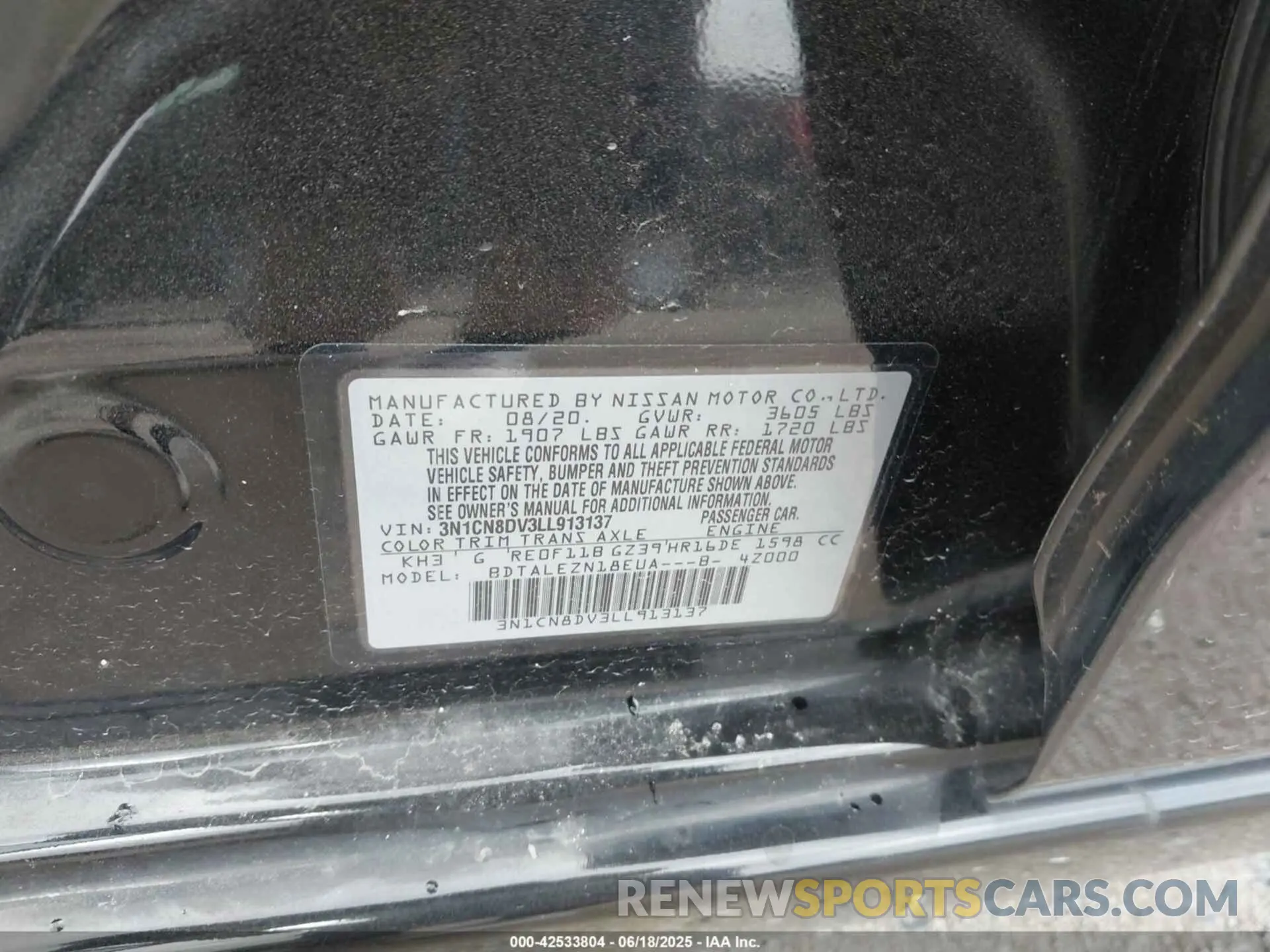 9 Photograph of a damaged car 3N1CN8DV3LL913137 NISSAN VERSA 2020