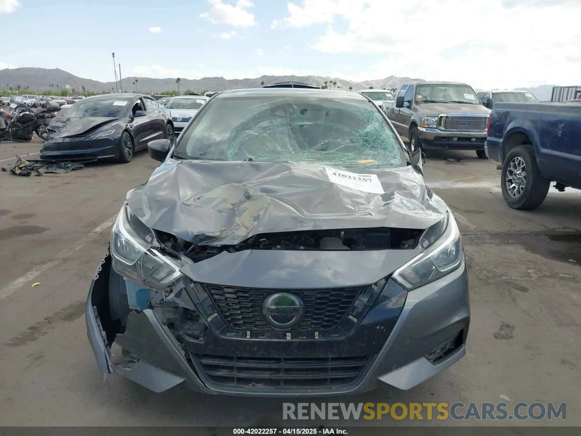 12 Фотография поврежденного автомобиля 3N1CN8DV4LL822989 NISSAN VERSA 2020
