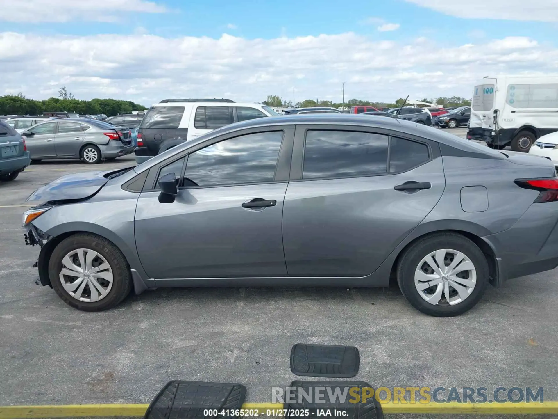 15 Фотография поврежденного автомобиля 3N1CN8DV4LL847102 NISSAN VERSA 2020