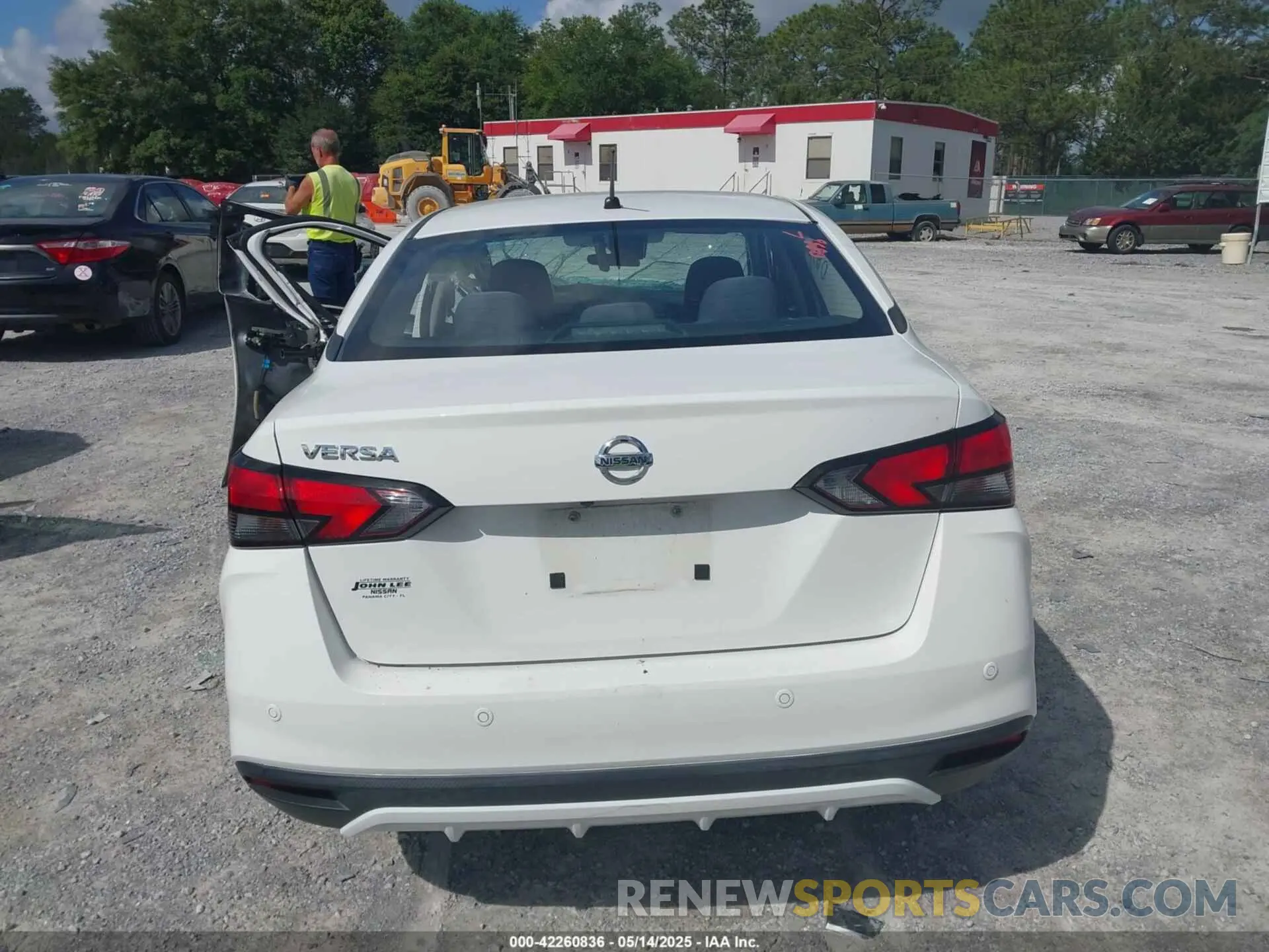 17 Photograph of a damaged car 3N1CN8DV4LL864966 NISSAN VERSA 2020