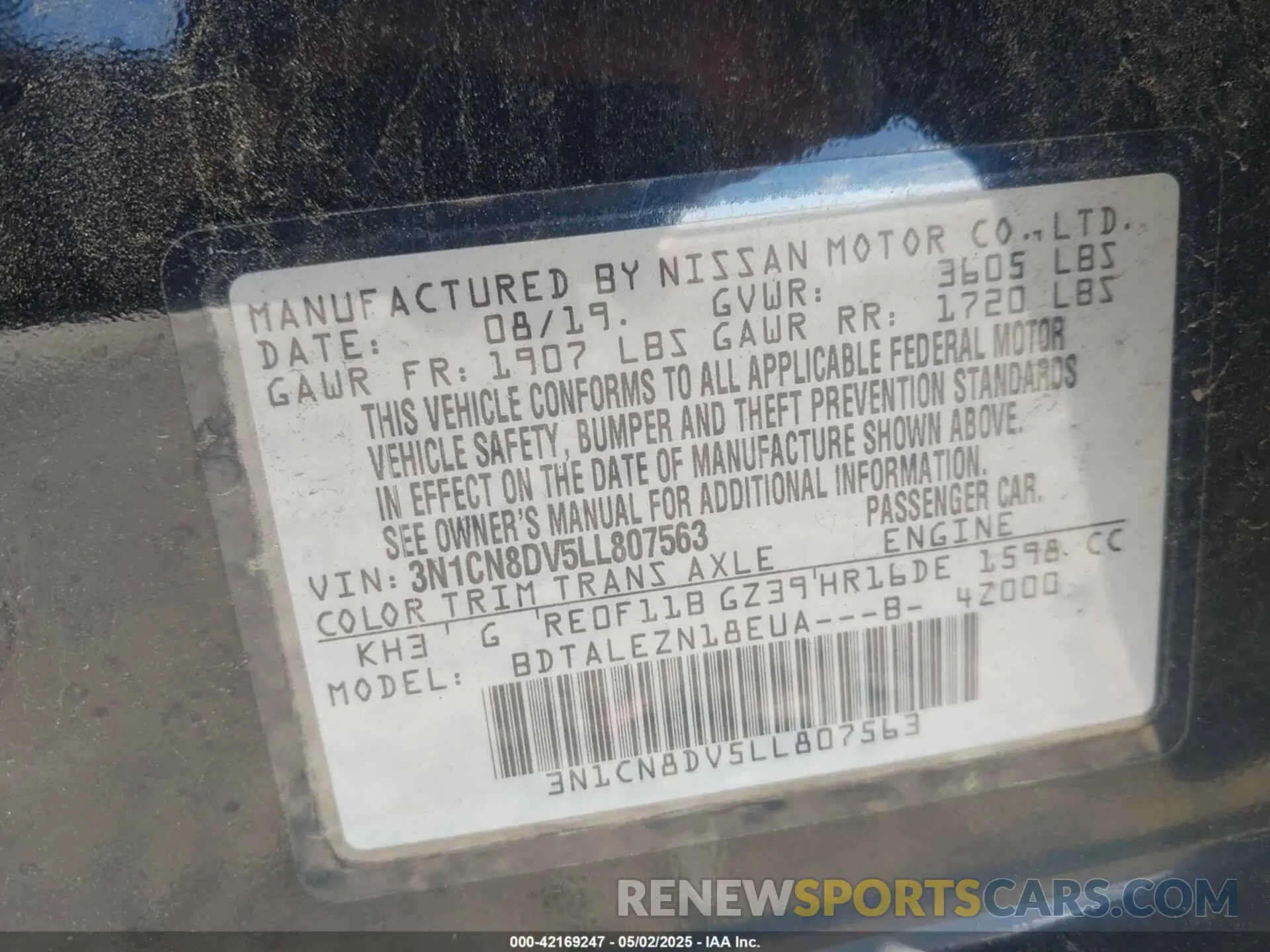 9 Photograph of a damaged car 3N1CN8DV5LL807563 NISSAN VERSA 2020