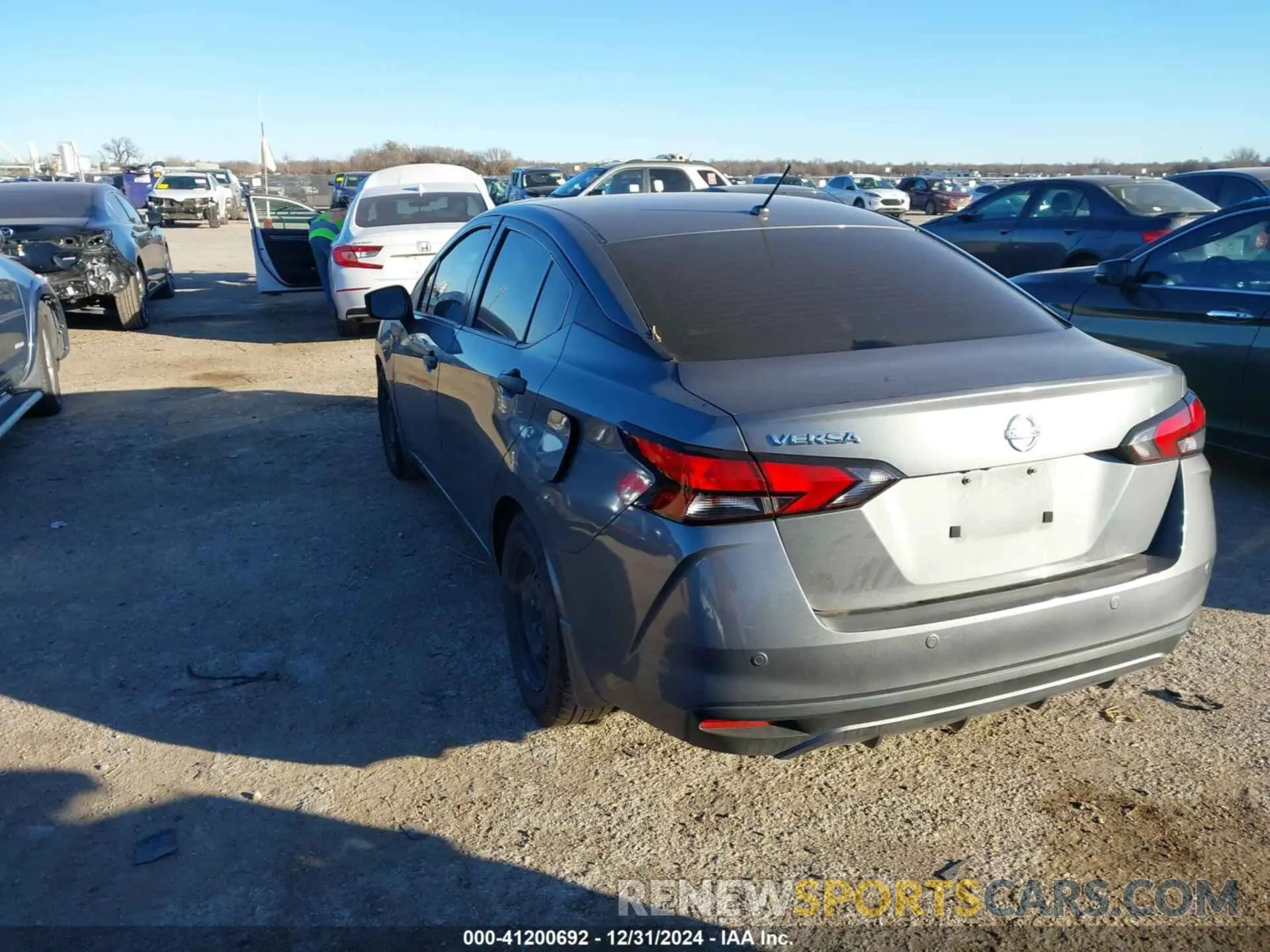 3 Photograph of a damaged car 3N1CN8DV5LL847223 NISSAN VERSA 2020