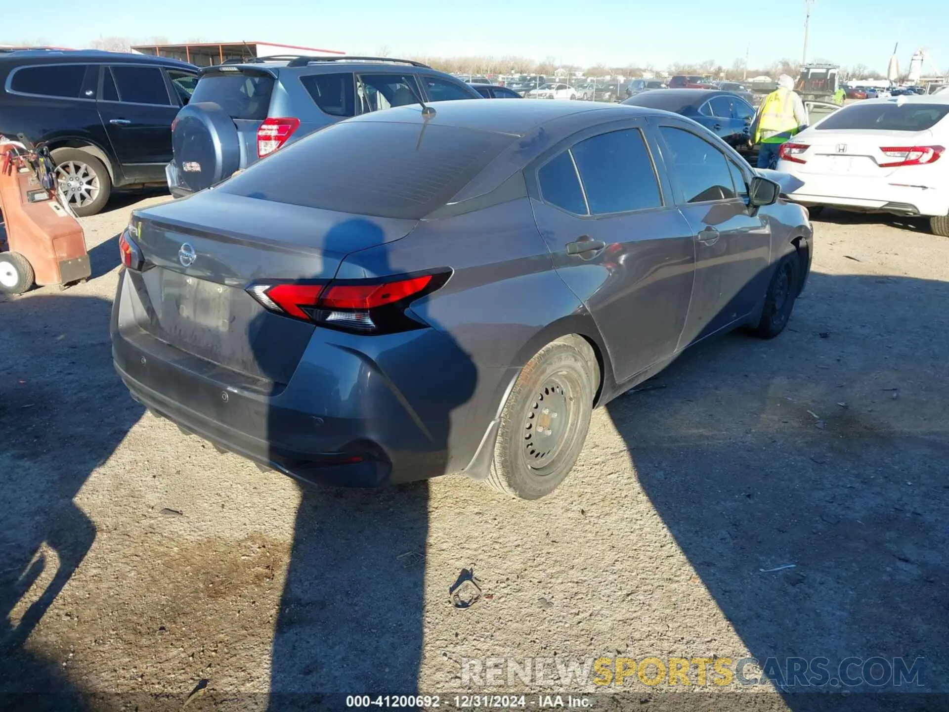4 Photograph of a damaged car 3N1CN8DV5LL847223 NISSAN VERSA 2020