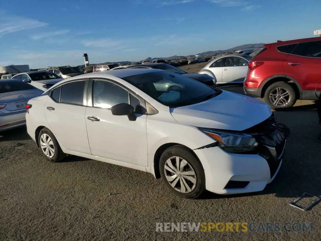 4 Фотография поврежденного автомобиля 3N1CN8DV5LL919778 NISSAN VERSA 2020
