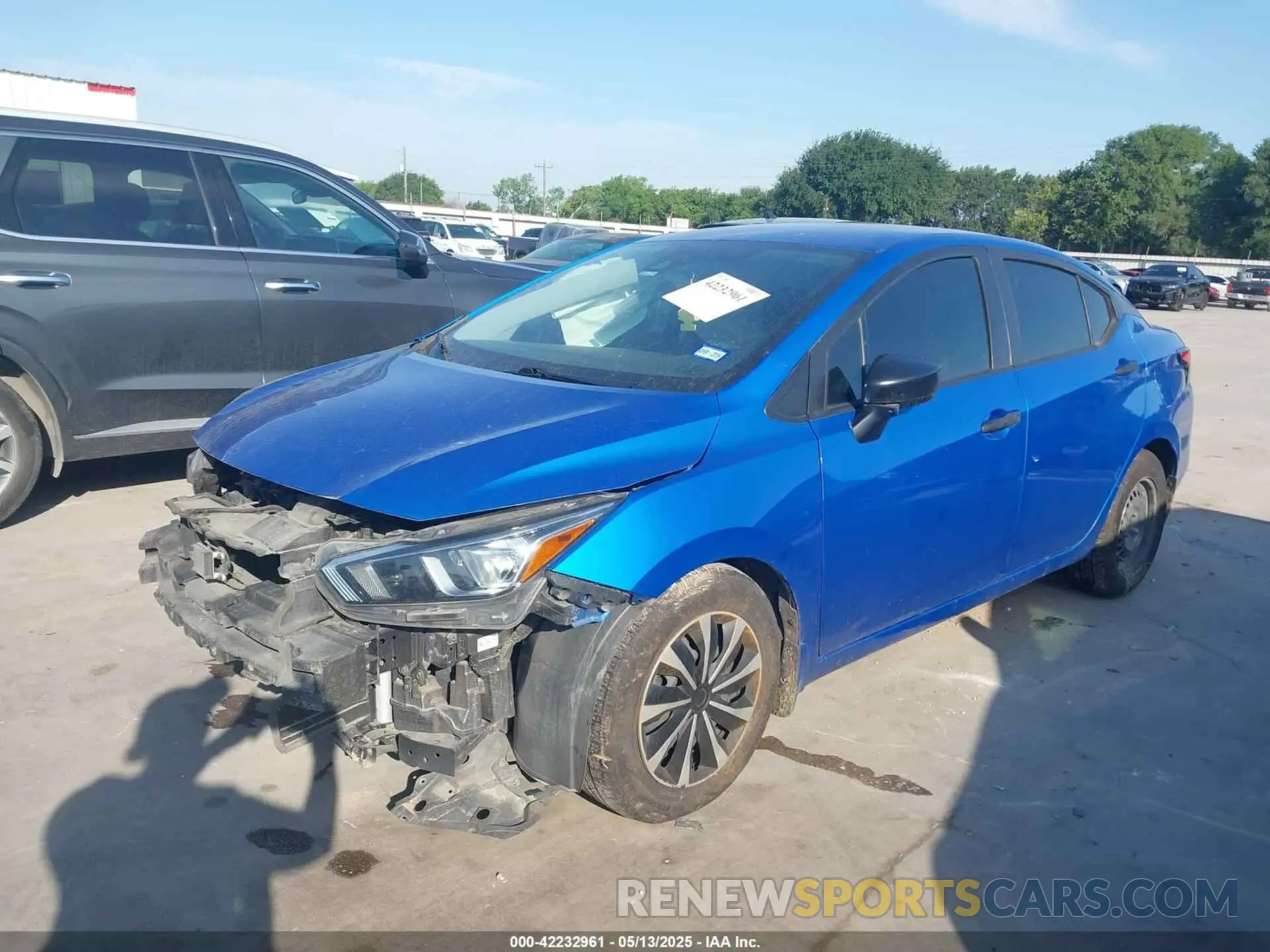 2 Photograph of a damaged car 3N1CN8DV6LL915030 NISSAN VERSA 2020