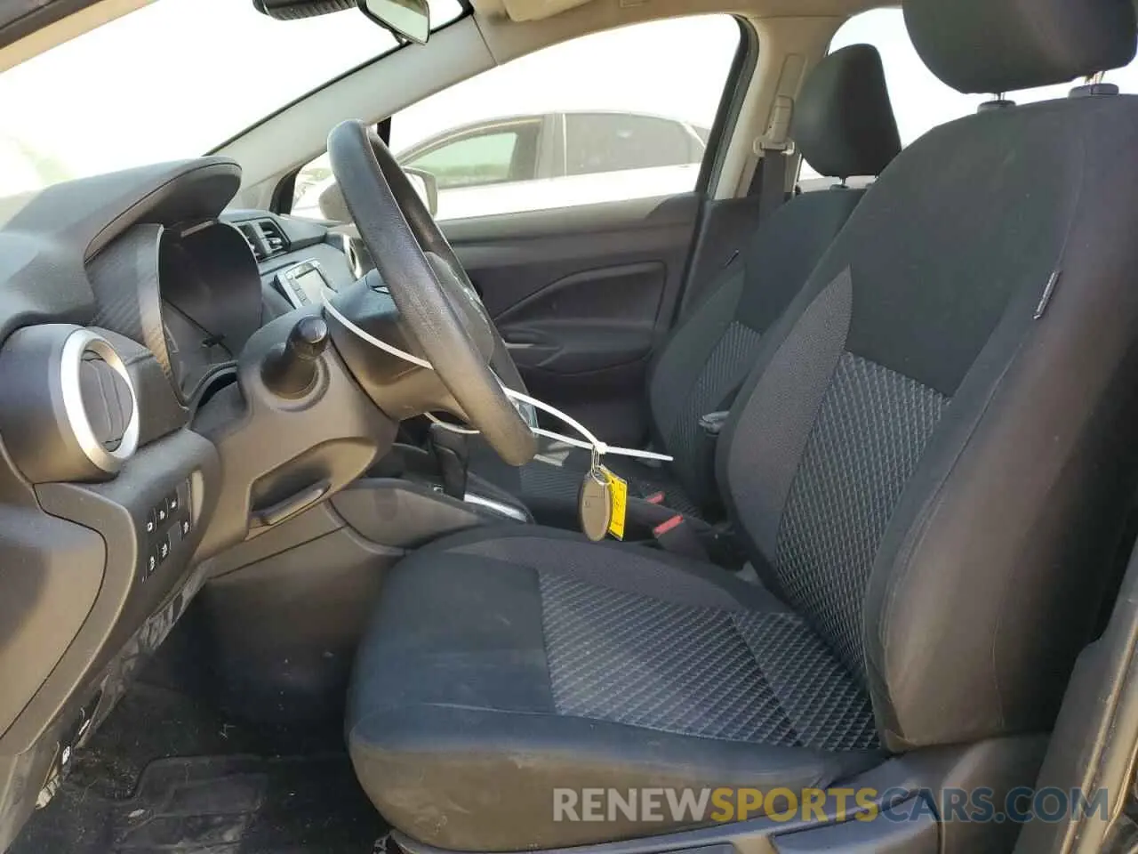 7 Фотография поврежденного автомобиля 3N1CN8DV7LL823604 NISSAN VERSA 2020