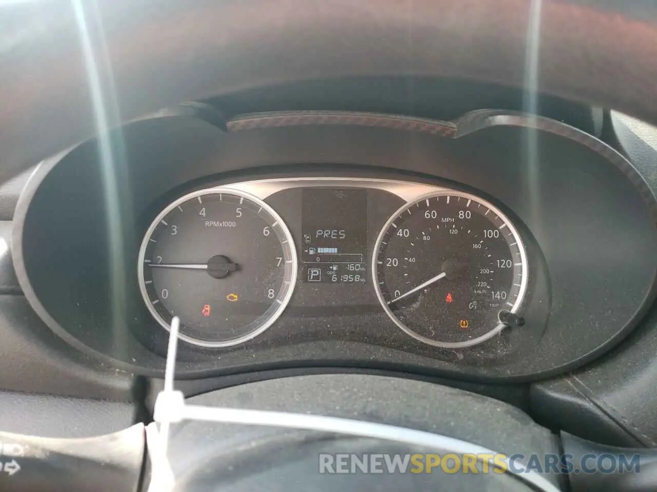 9 Фотография поврежденного автомобиля 3N1CN8DV7LL834716 NISSAN VERSA 2020