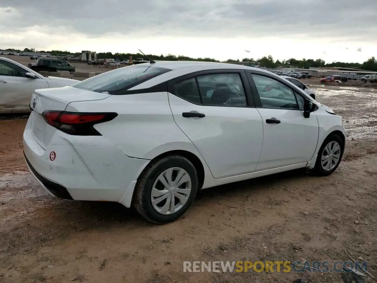 3 Photograph of a damaged car 3N1CN8DV7LL835395 NISSAN VERSA 2020