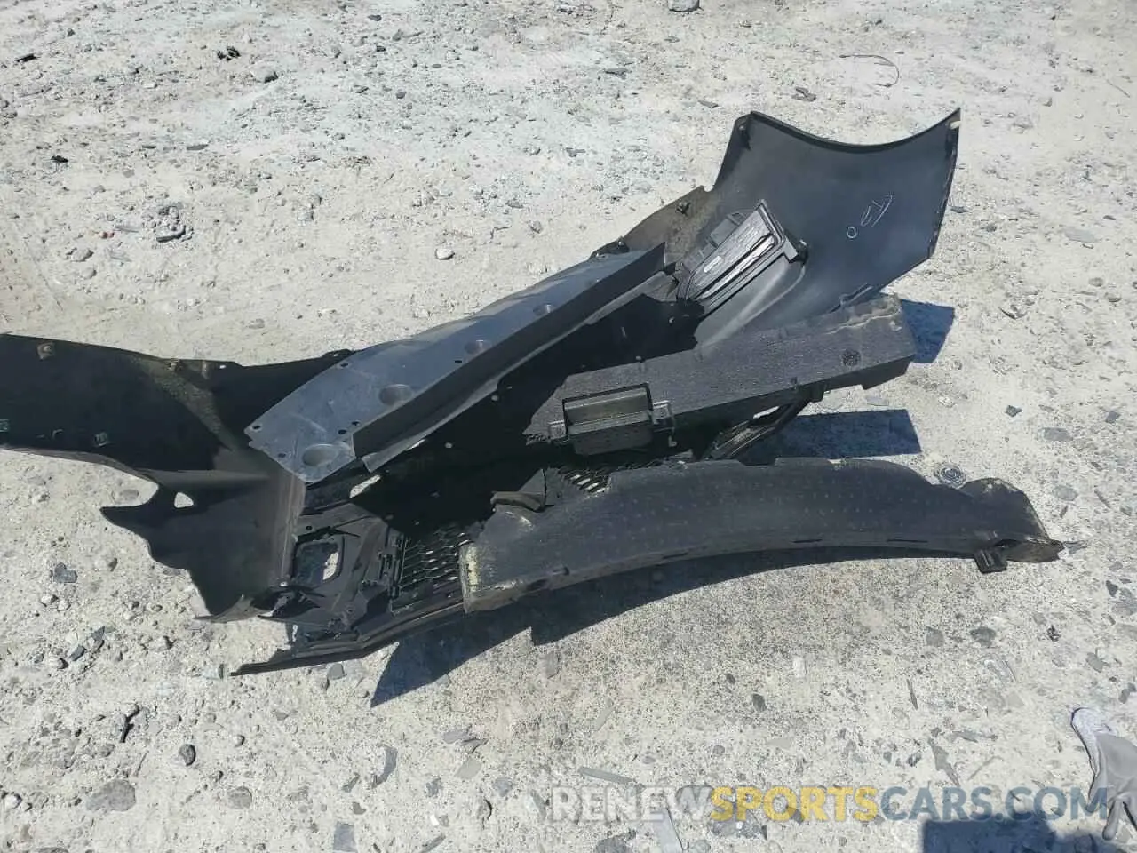 12 Photograph of a damaged car 3N1CN8DV7LL900469 NISSAN VERSA 2020