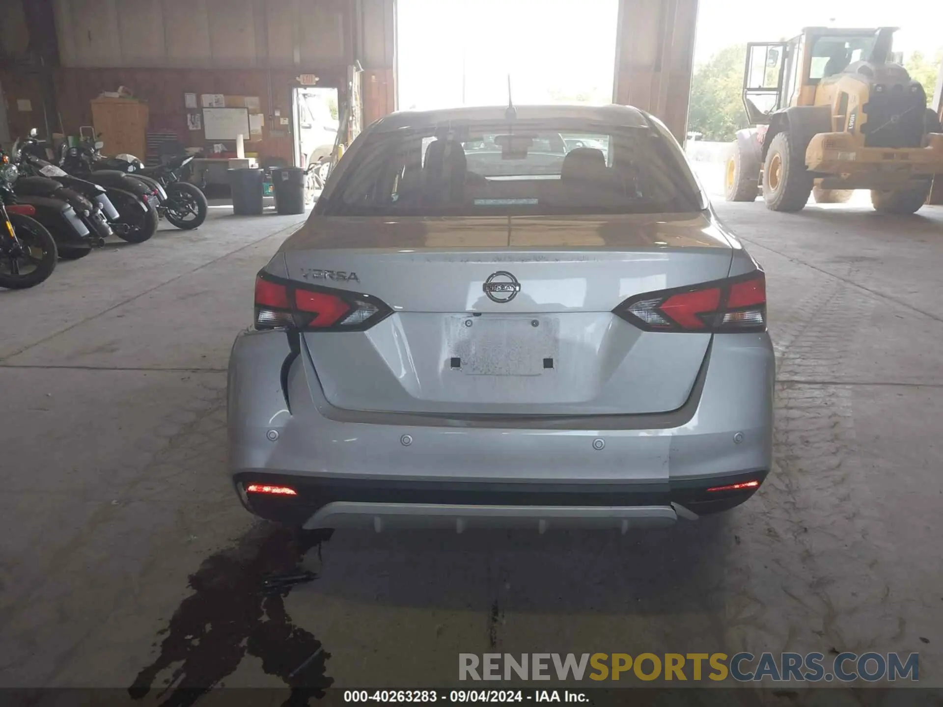 16 Photograph of a damaged car 3N1CN8DV8LL810389 NISSAN VERSA 2020
