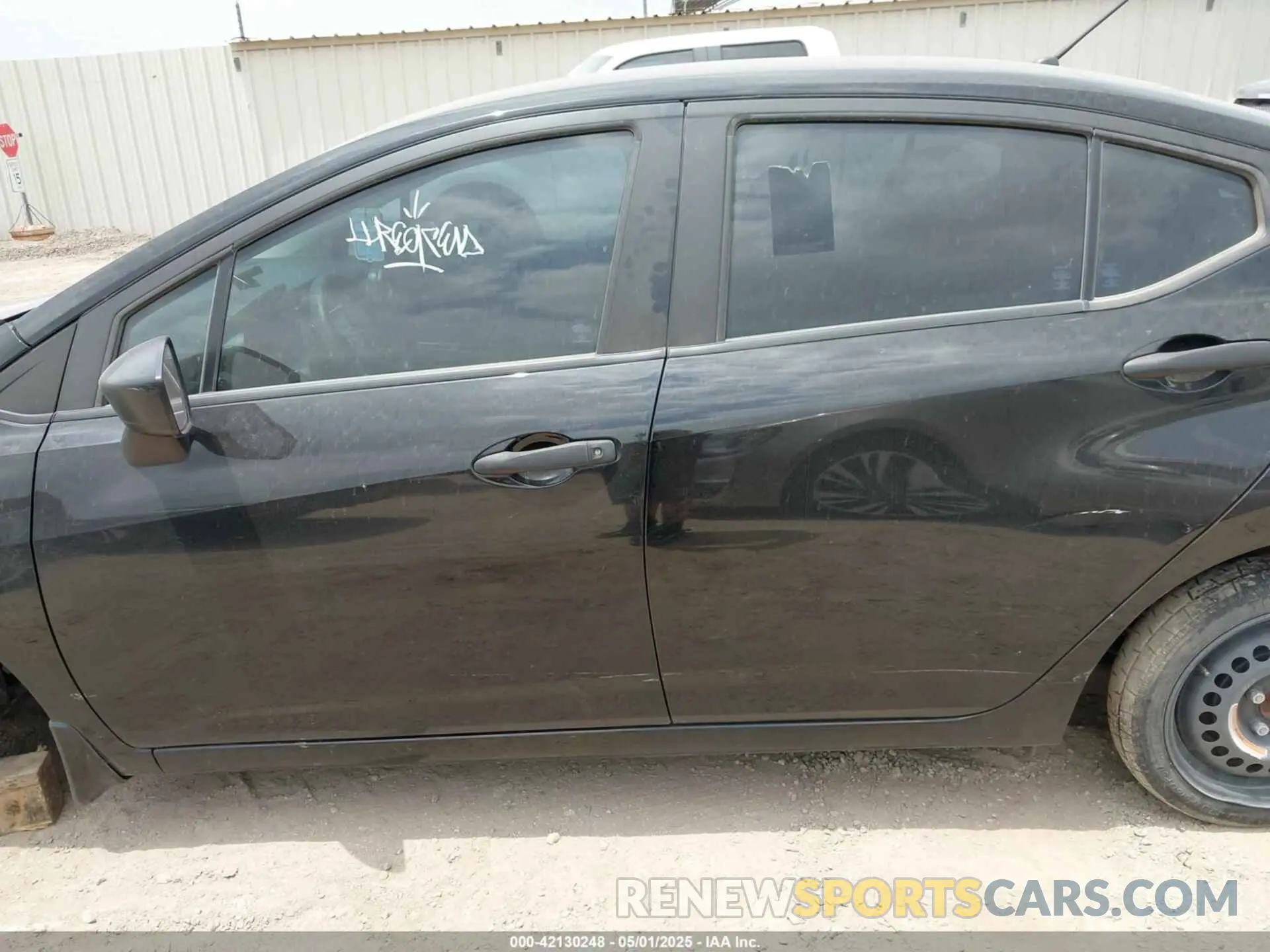 14 Photograph of a damaged car 3N1CN8DV8LL916258 NISSAN VERSA 2020