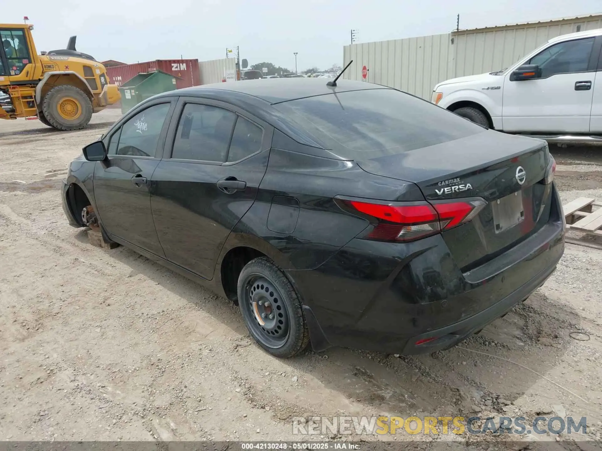 3 Photograph of a damaged car 3N1CN8DV8LL916258 NISSAN VERSA 2020