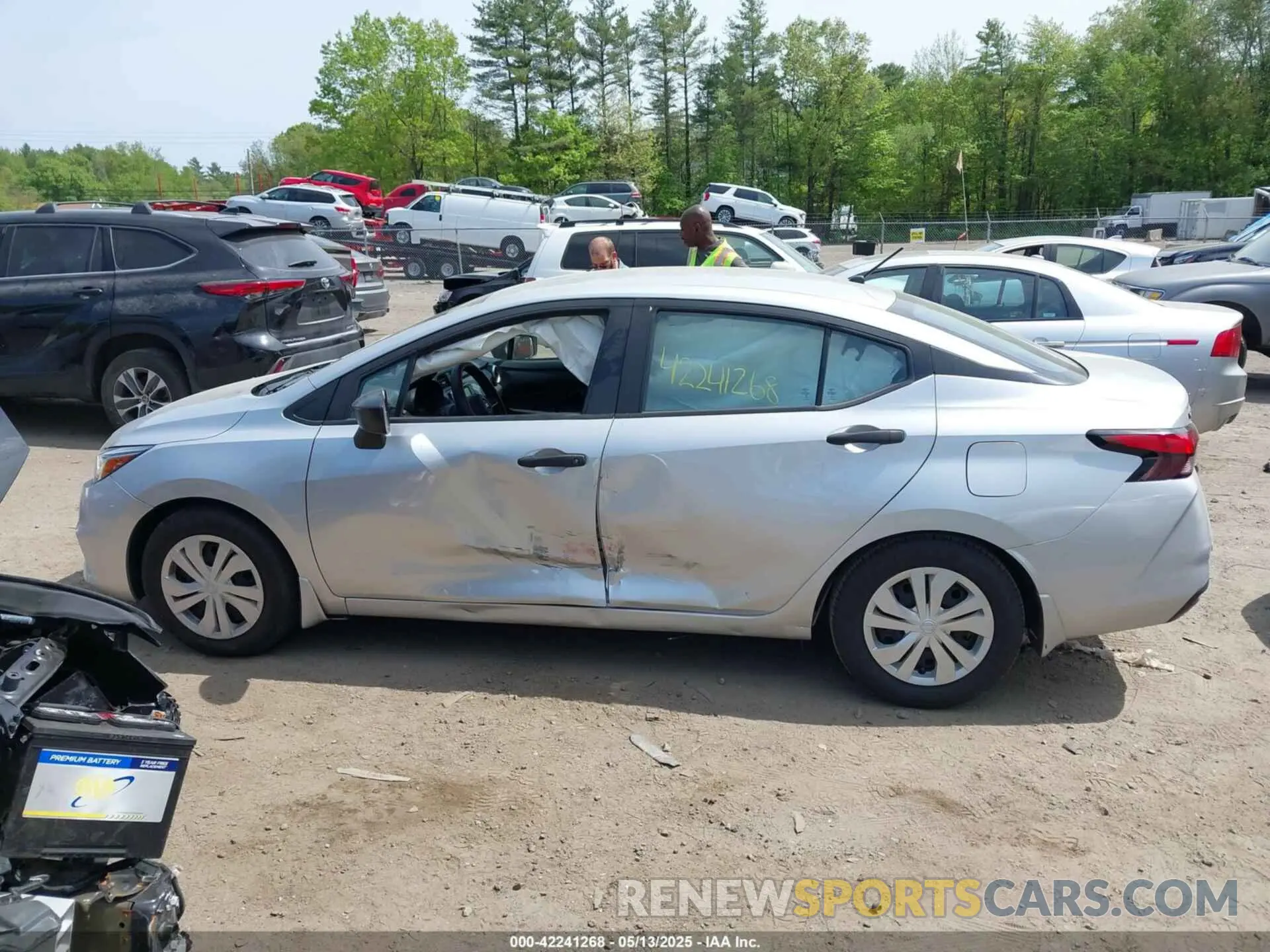 14 Photograph of a damaged car 3N1CN8DV9LL911781 NISSAN VERSA 2020