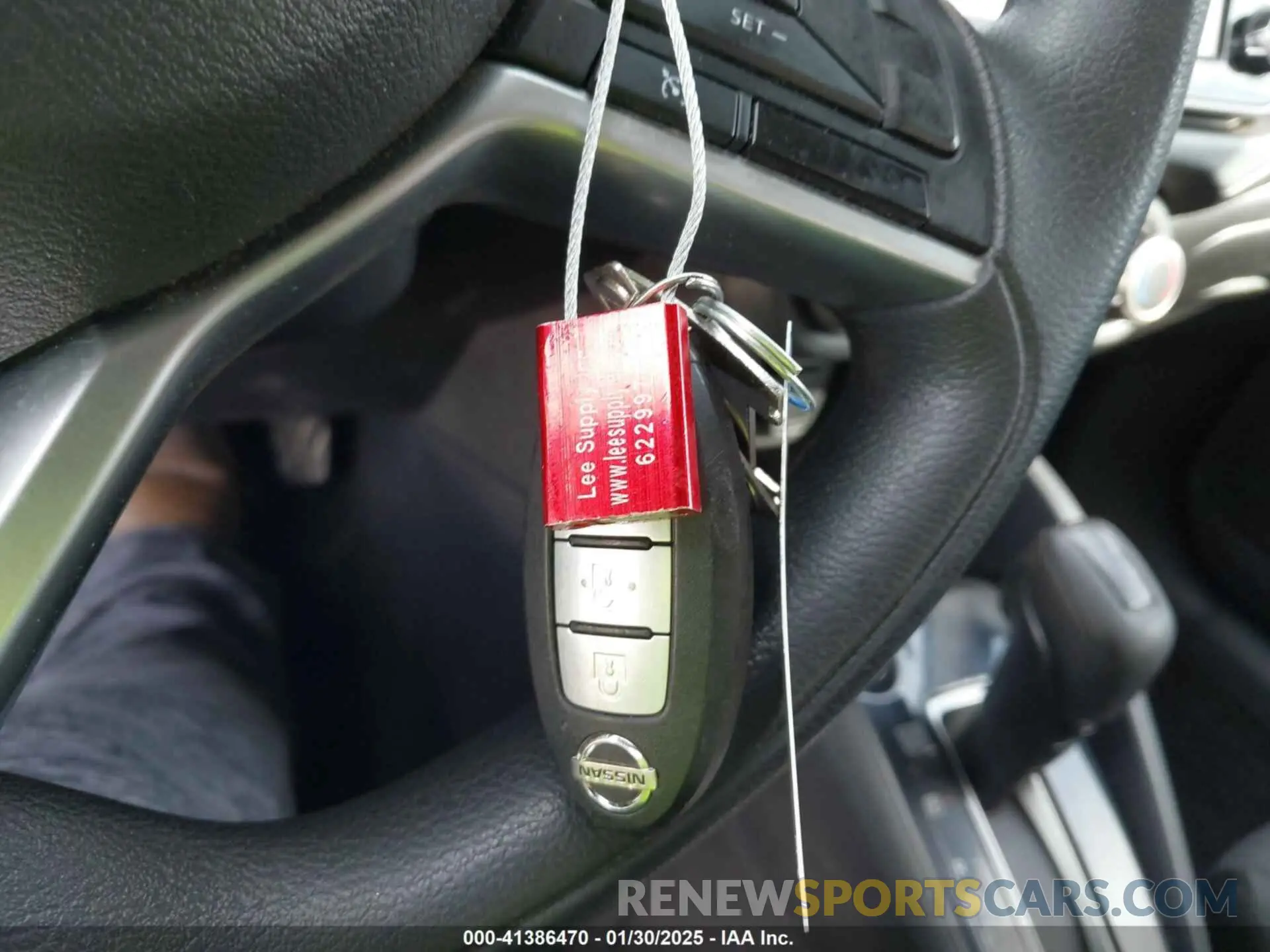 11 Photograph of a damaged car 3N1CN8DVXLL808076 NISSAN VERSA 2020