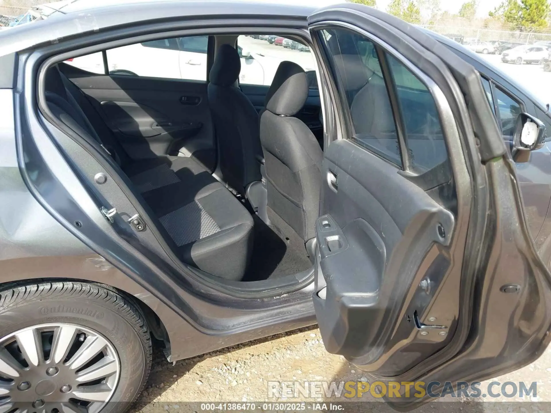 8 Photograph of a damaged car 3N1CN8DVXLL808076 NISSAN VERSA 2020