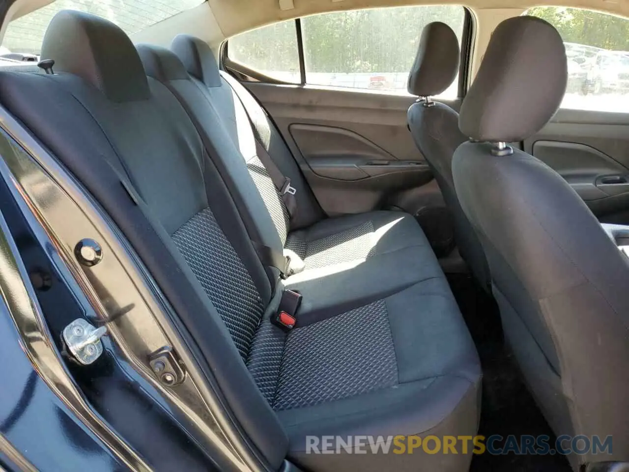 10 Фотография поврежденного автомобиля 3N1CN8DVXLL873431 NISSAN VERSA 2020