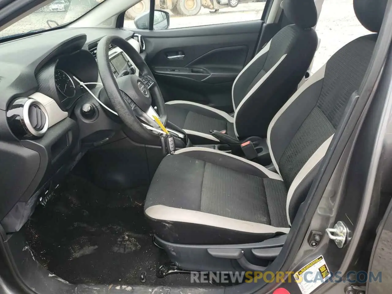7 Photograph of a damaged car 3N1CN8EV0LL801071 NISSAN VERSA 2020
