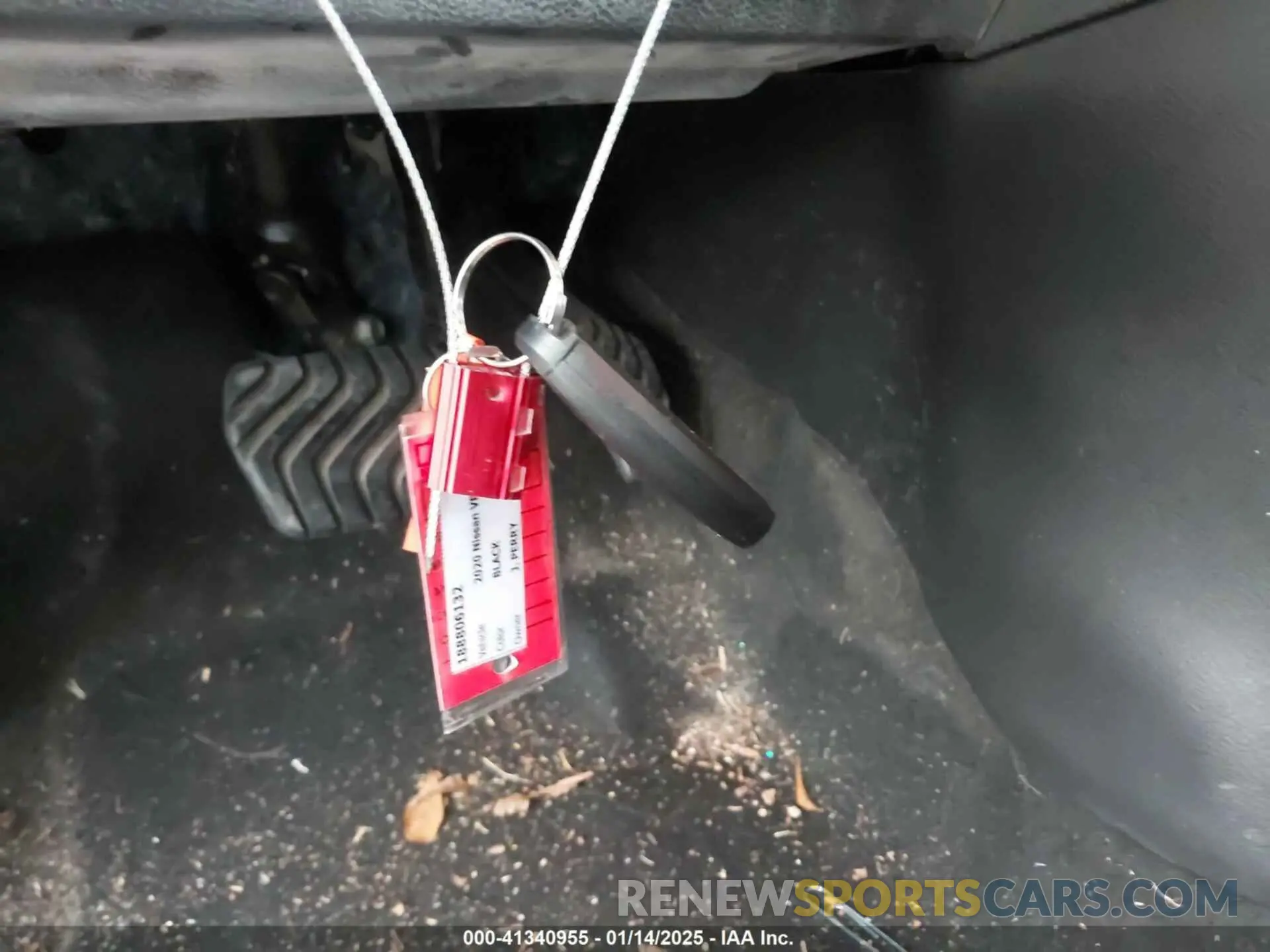 11 Photograph of a damaged car 3N1CN8EV0LL803029 NISSAN VERSA 2020