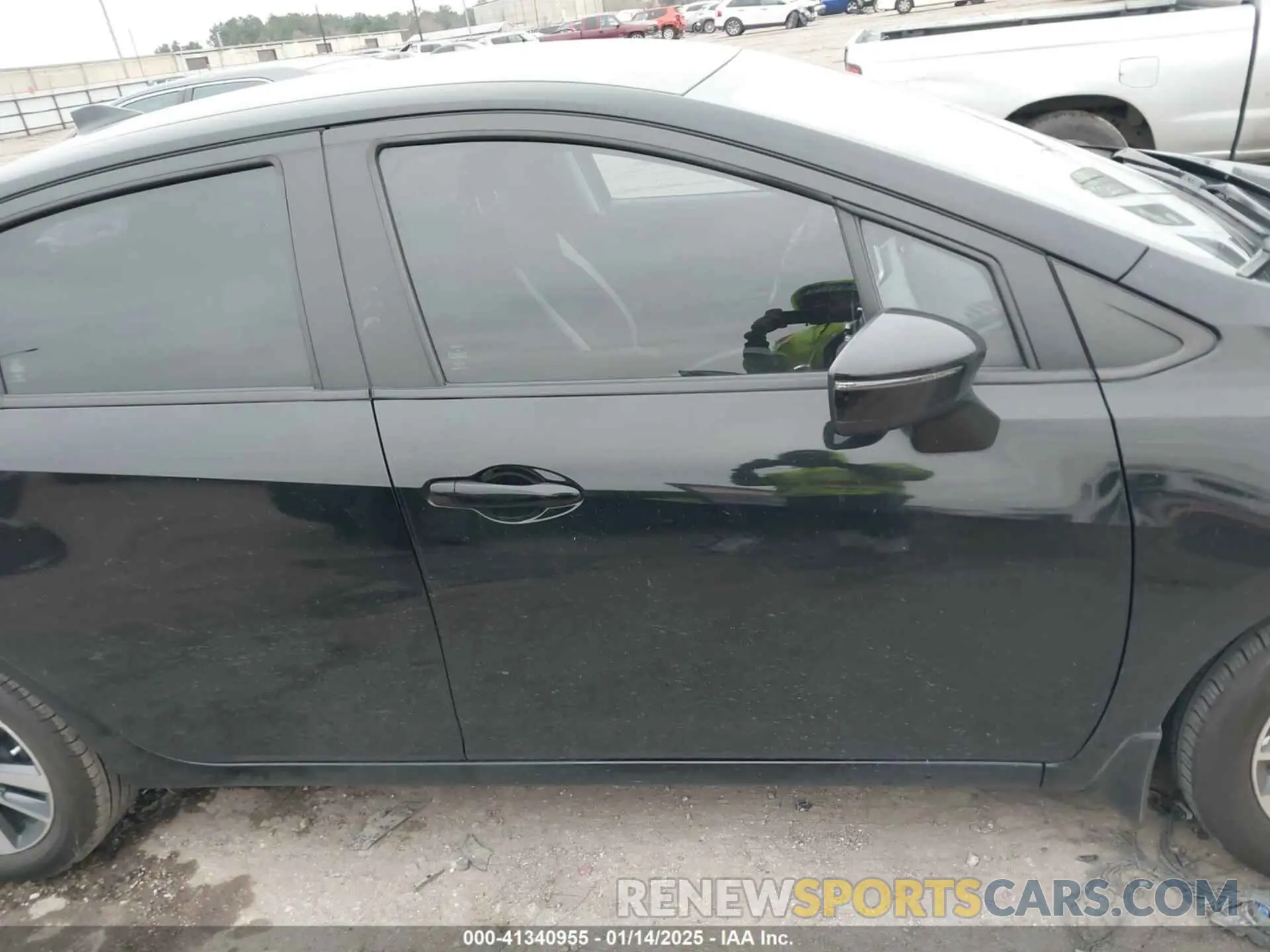 13 Photograph of a damaged car 3N1CN8EV0LL803029 NISSAN VERSA 2020