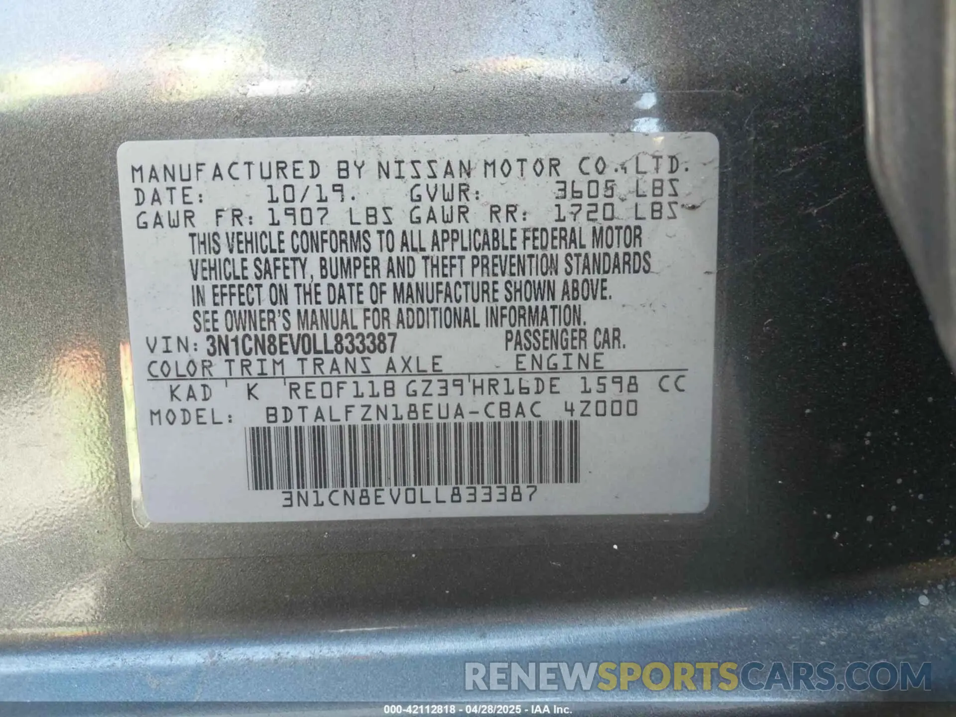 9 Photograph of a damaged car 3N1CN8EV0LL833387 NISSAN VERSA 2020