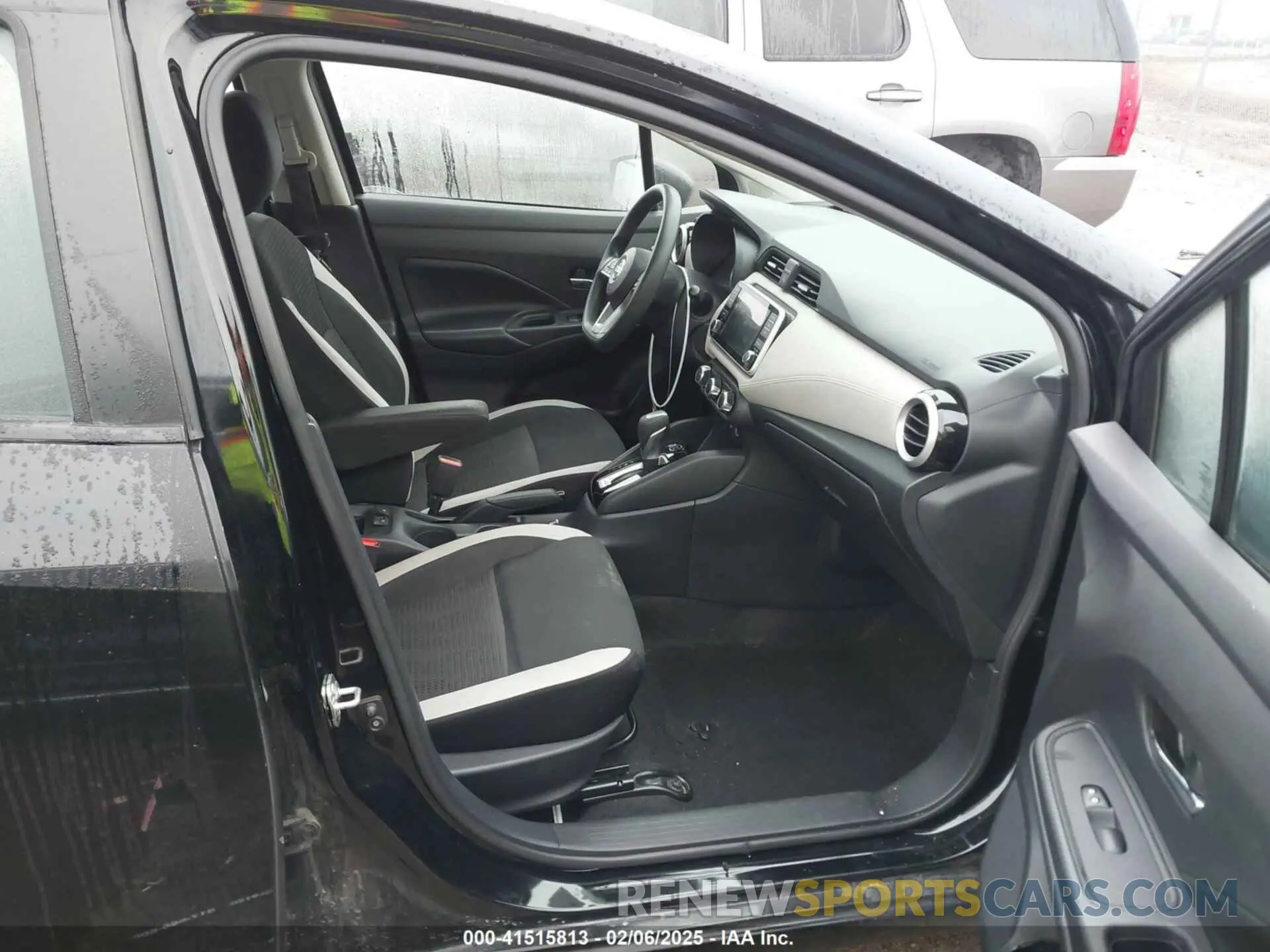 5 Фотография поврежденного автомобиля 3N1CN8EV1LL876815 NISSAN VERSA 2020