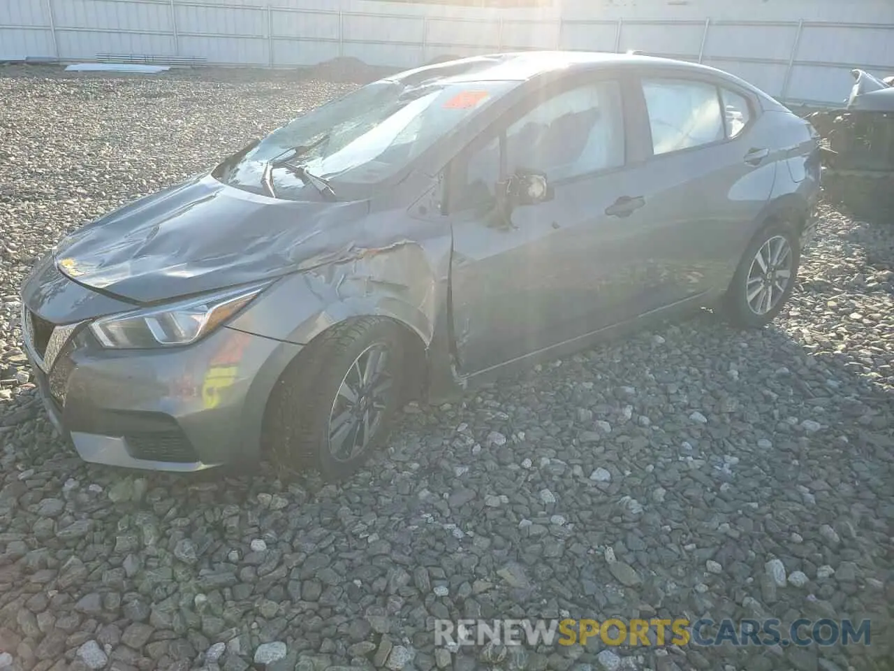 1 Фотография поврежденного автомобиля 3N1CN8EV1LL879925 NISSAN VERSA 2020