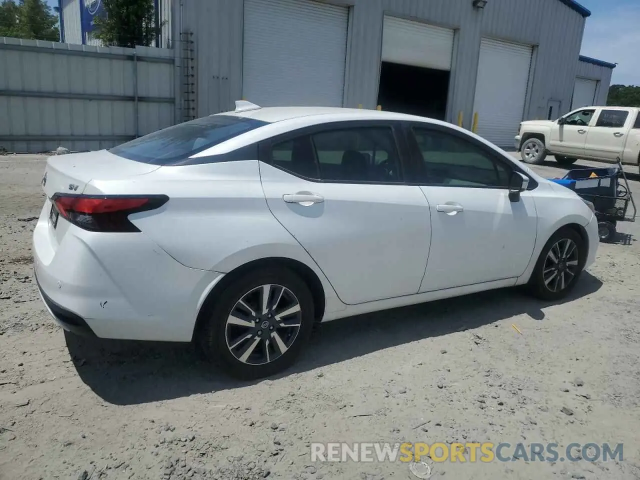 3 Фотография поврежденного автомобиля 3N1CN8EV1LL880363 NISSAN VERSA 2020
