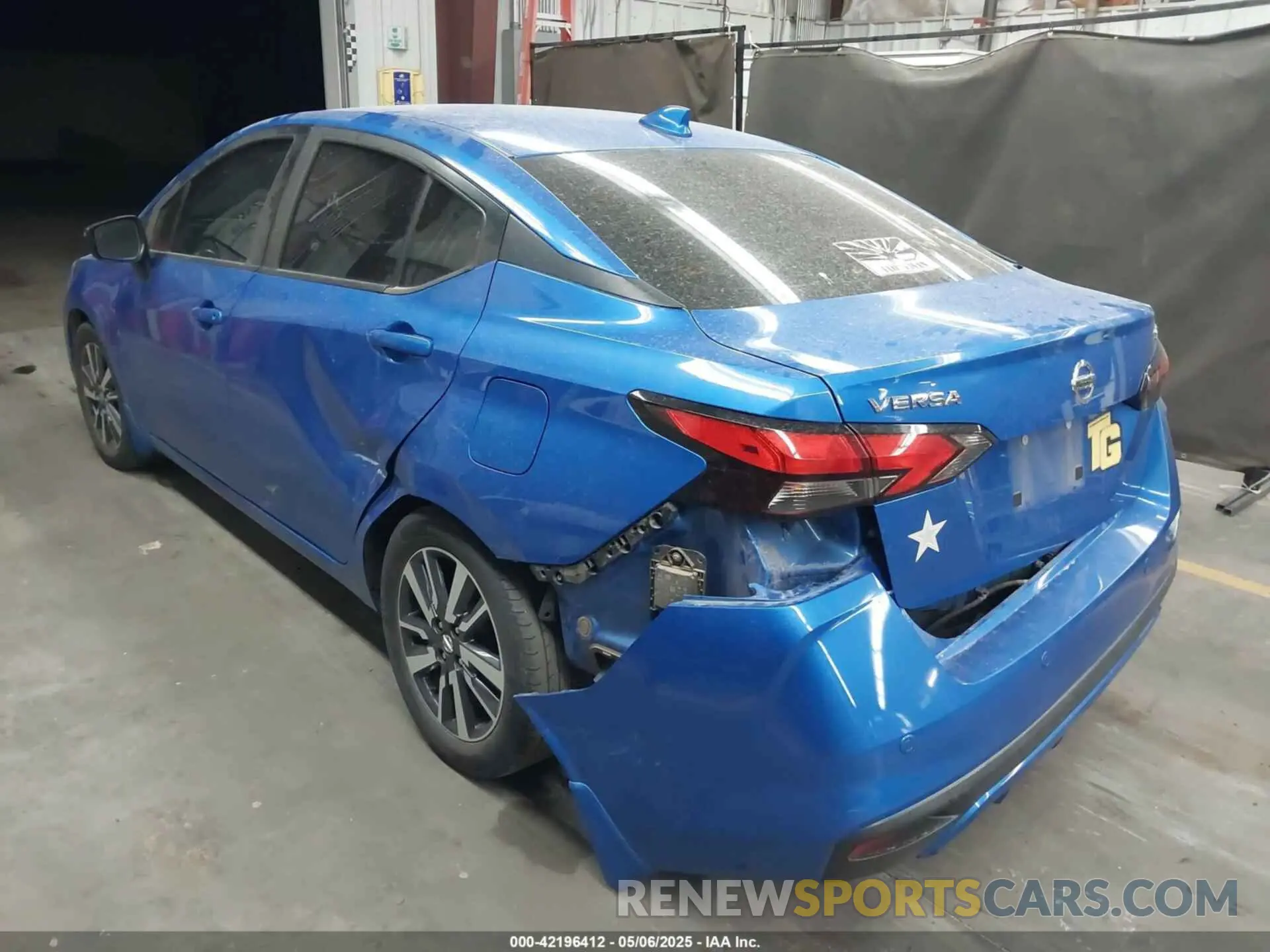 3 Photograph of a damaged car 3N1CN8EV1LL911076 NISSAN VERSA 2020