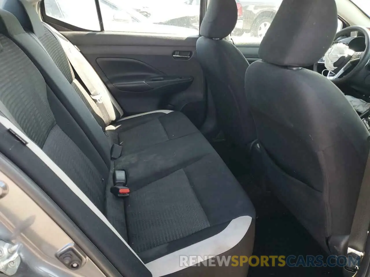 10 Photograph of a damaged car 3N1CN8EV3LL842391 NISSAN VERSA 2020