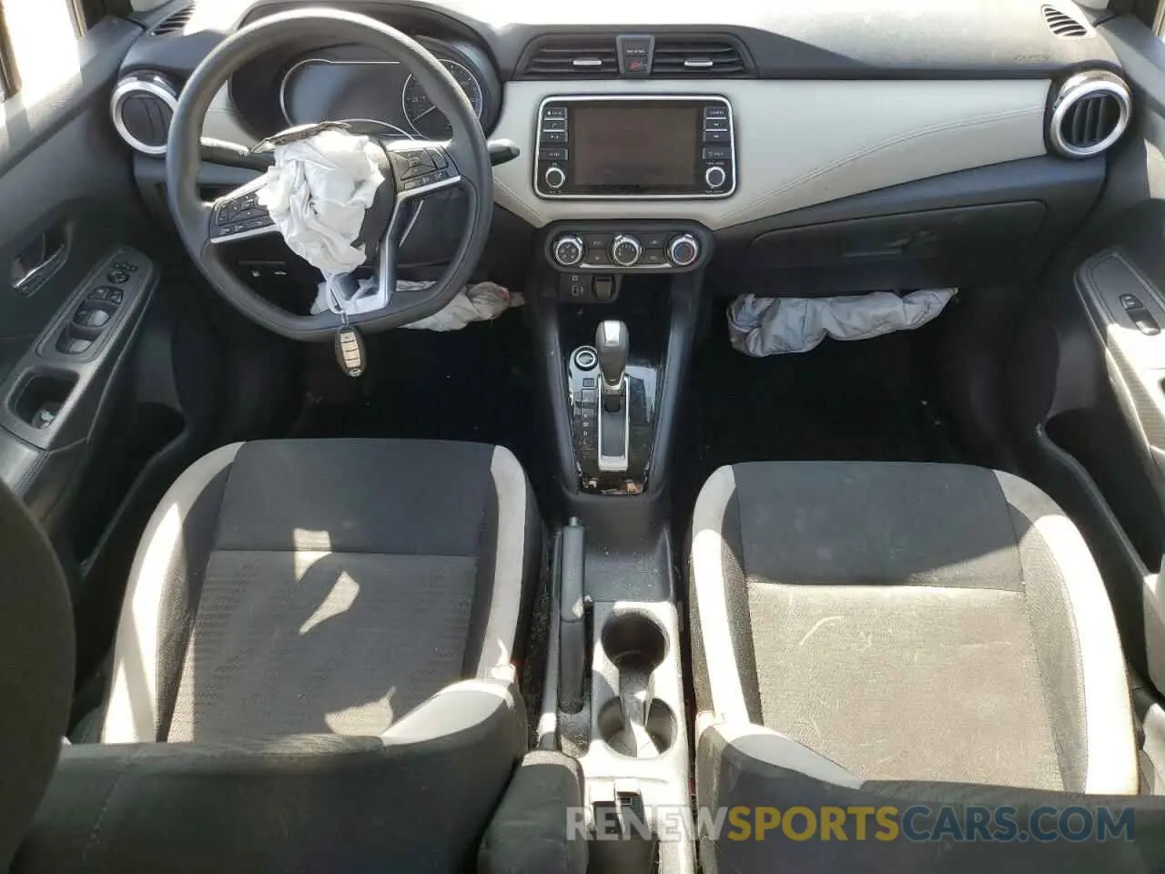 8 Photograph of a damaged car 3N1CN8EV3LL842391 NISSAN VERSA 2020