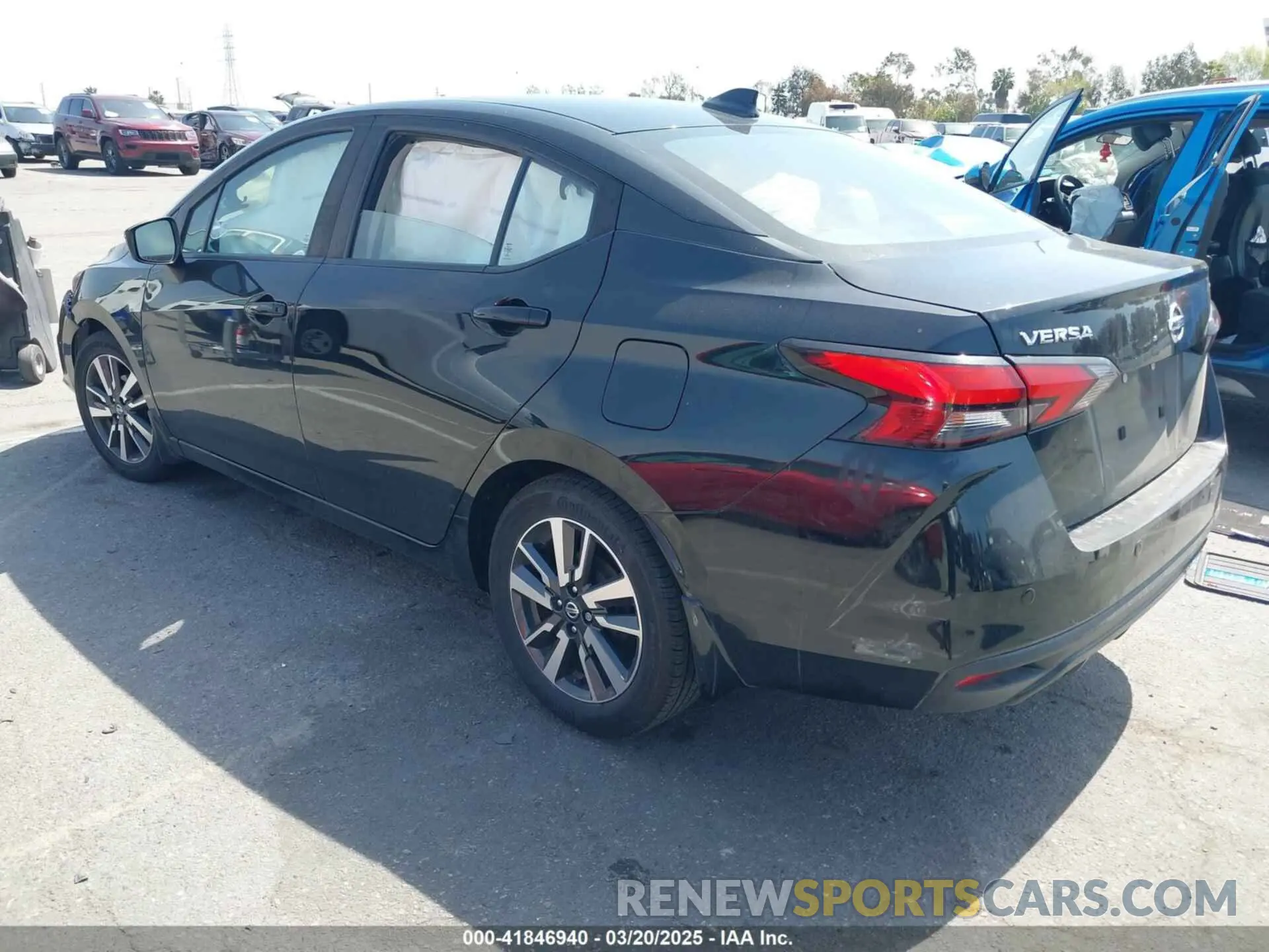 3 Фотография поврежденного автомобиля 3N1CN8EV3LL881188 NISSAN VERSA 2020