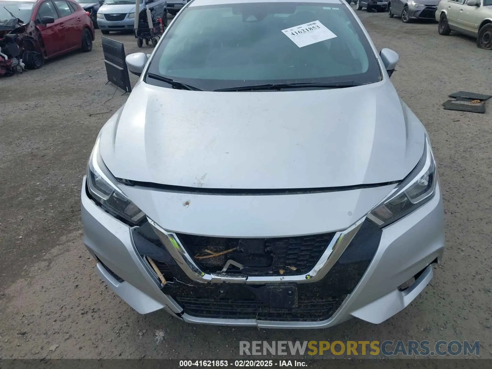 11 Фотография поврежденного автомобиля 3N1CN8EV4LL827883 NISSAN VERSA 2020