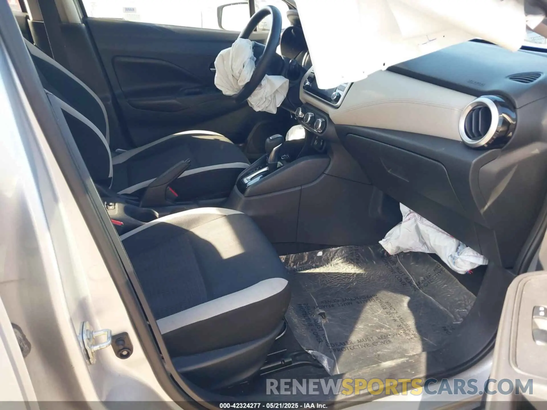 5 Фотография поврежденного автомобиля 3N1CN8EV4LL881698 NISSAN VERSA 2020
