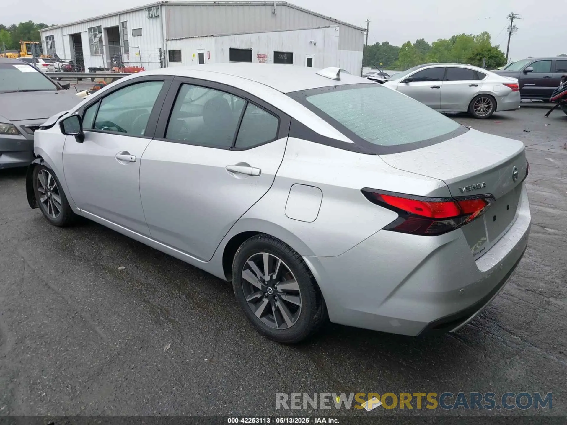 3 Photograph of a damaged car 3N1CN8EV4LL881927 NISSAN VERSA 2020