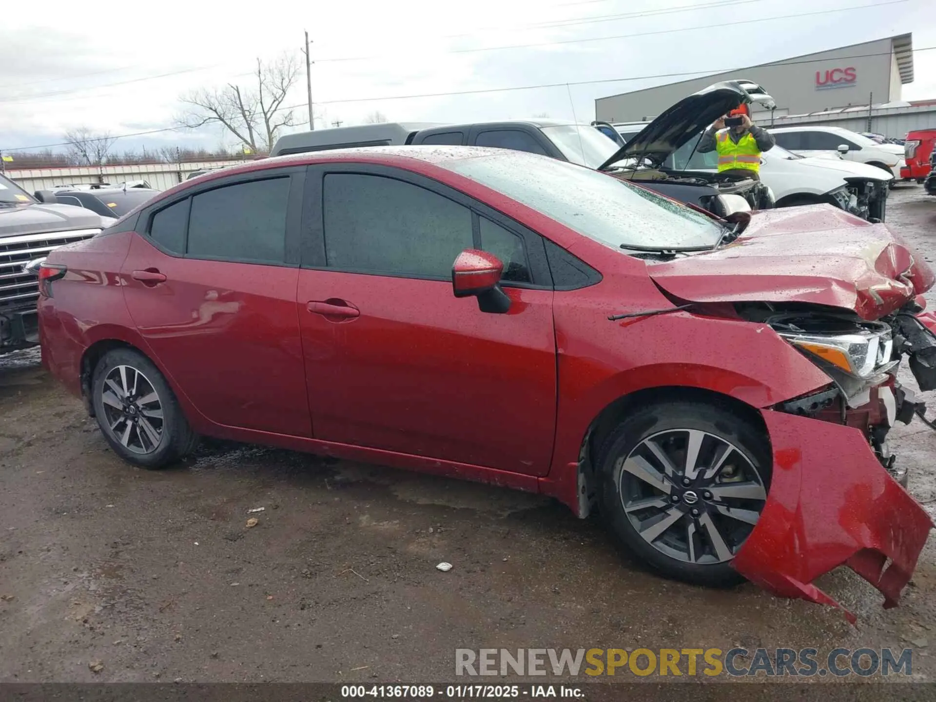 13 Фотография поврежденного автомобиля 3N1CN8EV5LL920802 NISSAN VERSA 2020