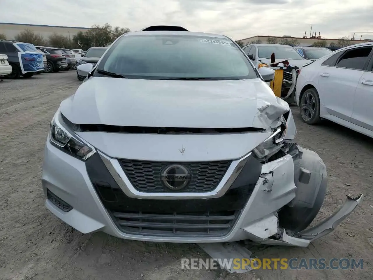 5 Photograph of a damaged car 3N1CN8EV6LL838139 NISSAN VERSA 2020
