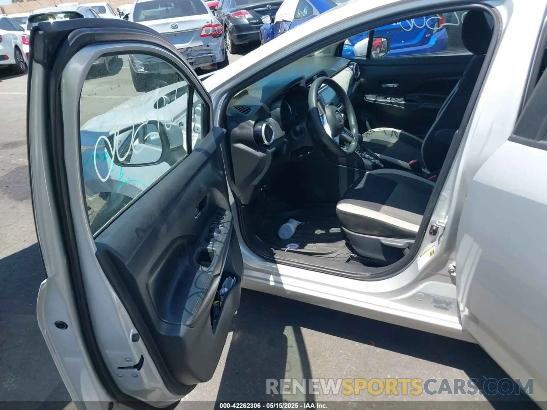 5 Фотография поврежденного автомобиля 3N1CN8EV6LL844023 NISSAN VERSA 2020