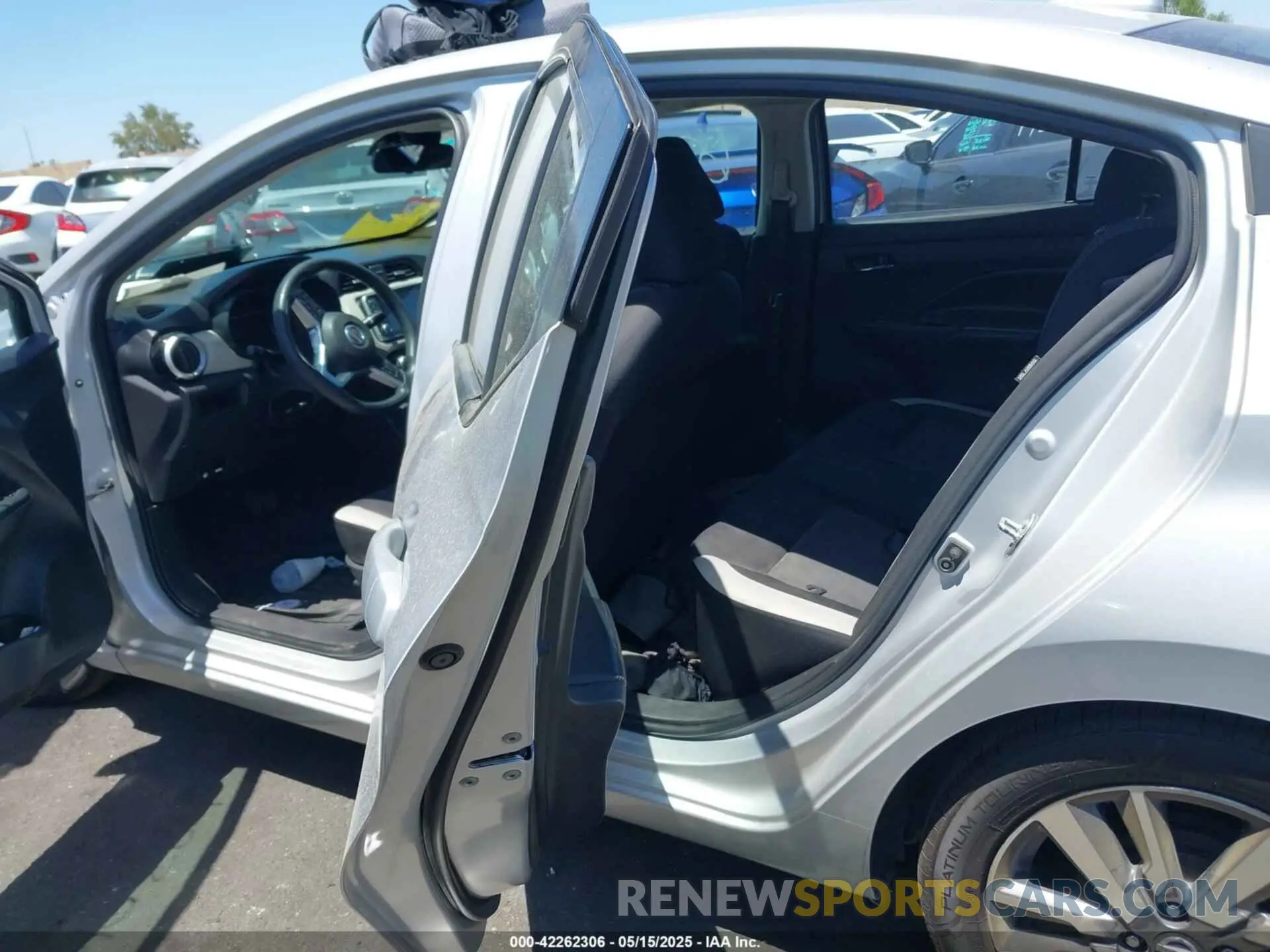 8 Фотография поврежденного автомобиля 3N1CN8EV6LL844023 NISSAN VERSA 2020