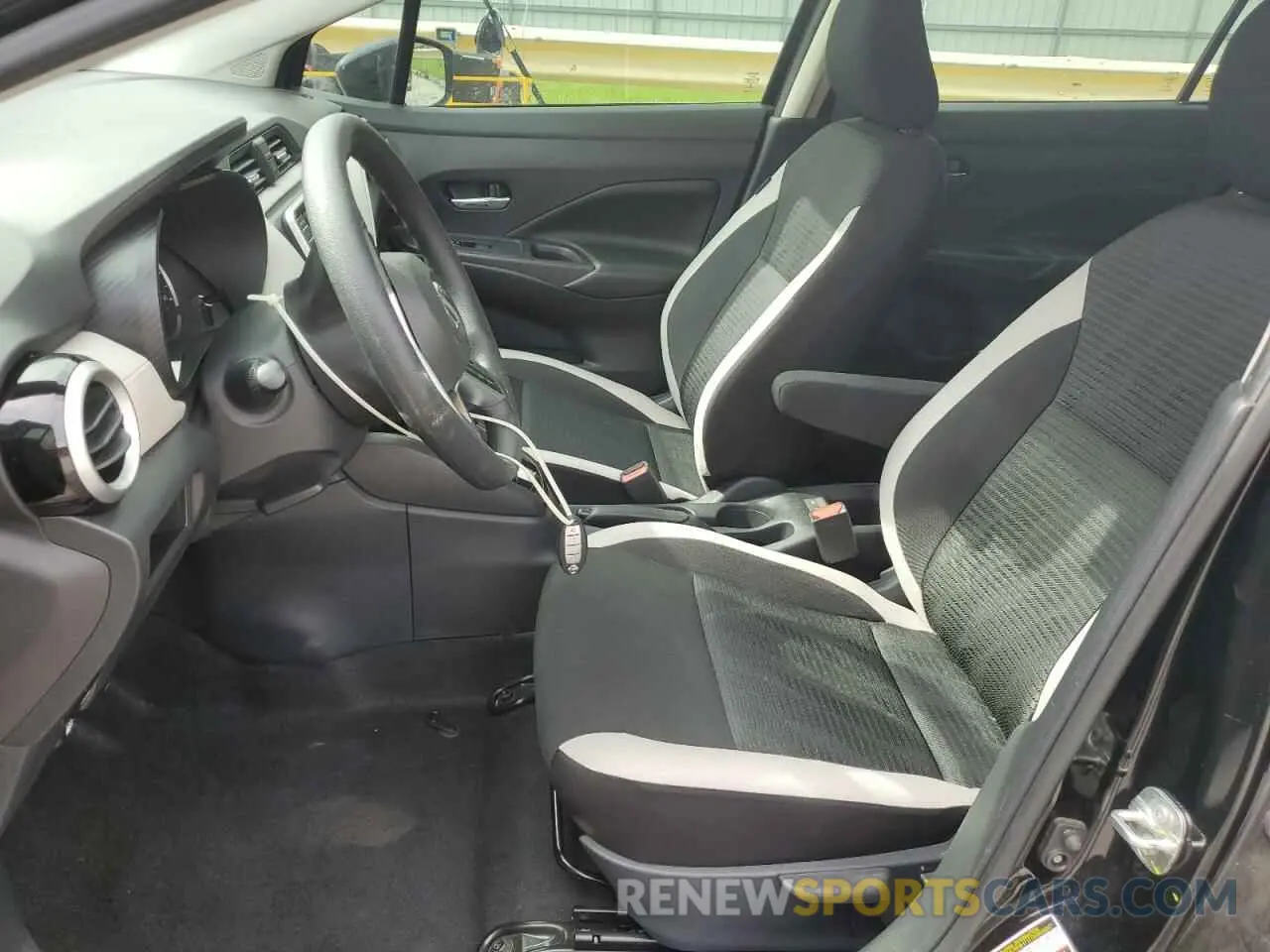 7 Photograph of a damaged car 3N1CN8EV6LL880326 NISSAN VERSA 2020