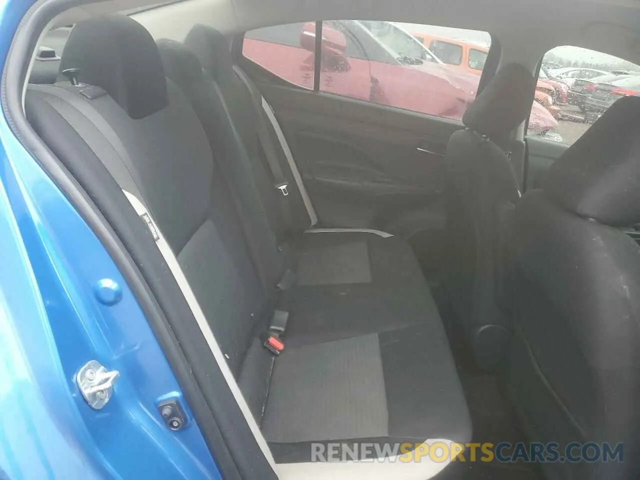 10 Photograph of a damaged car 3N1CN8EV7LL810267 NISSAN VERSA 2020