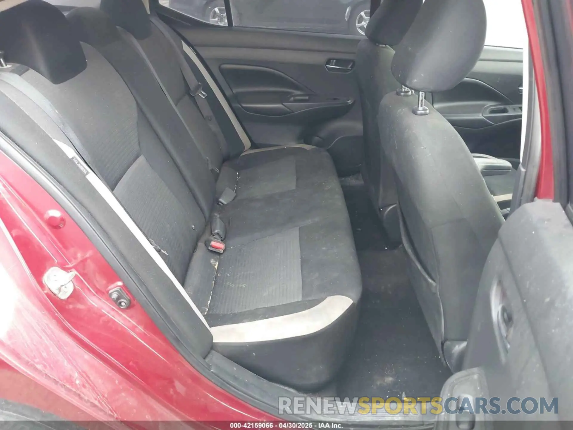 8 Photograph of a damaged car 3N1CN8EV7LL862398 NISSAN VERSA 2020