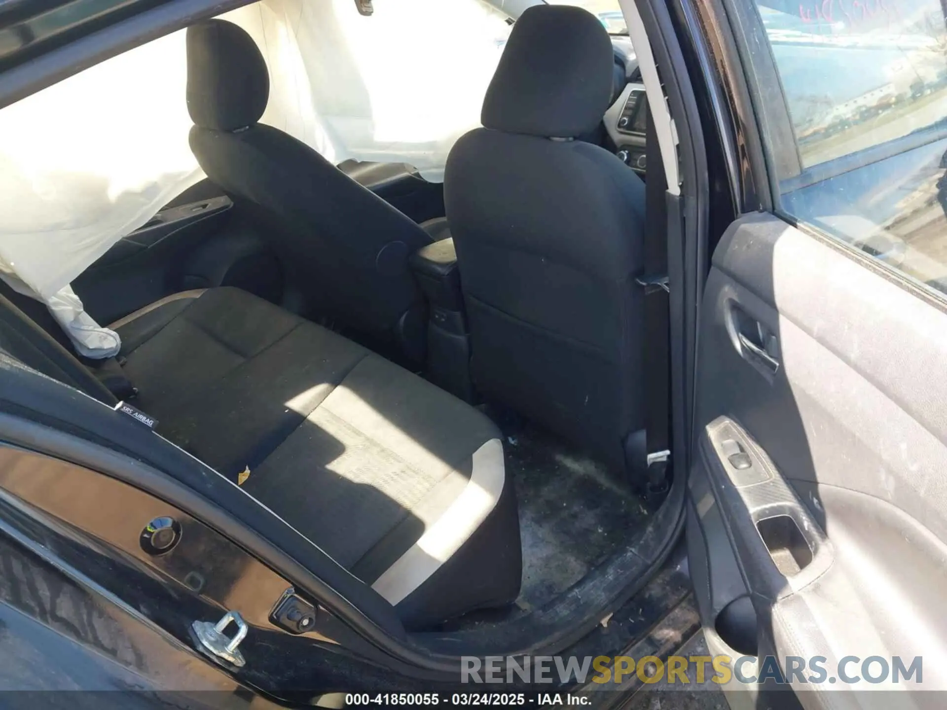 8 Photograph of a damaged car 3N1CN8EV7LL892047 NISSAN VERSA 2020