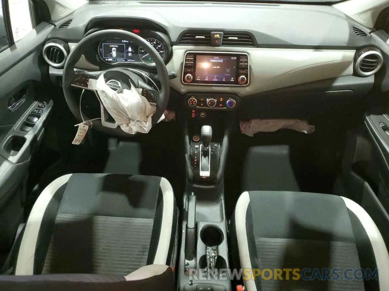 8 Photograph of a damaged car 3N1CN8EV7LL908912 NISSAN VERSA 2020