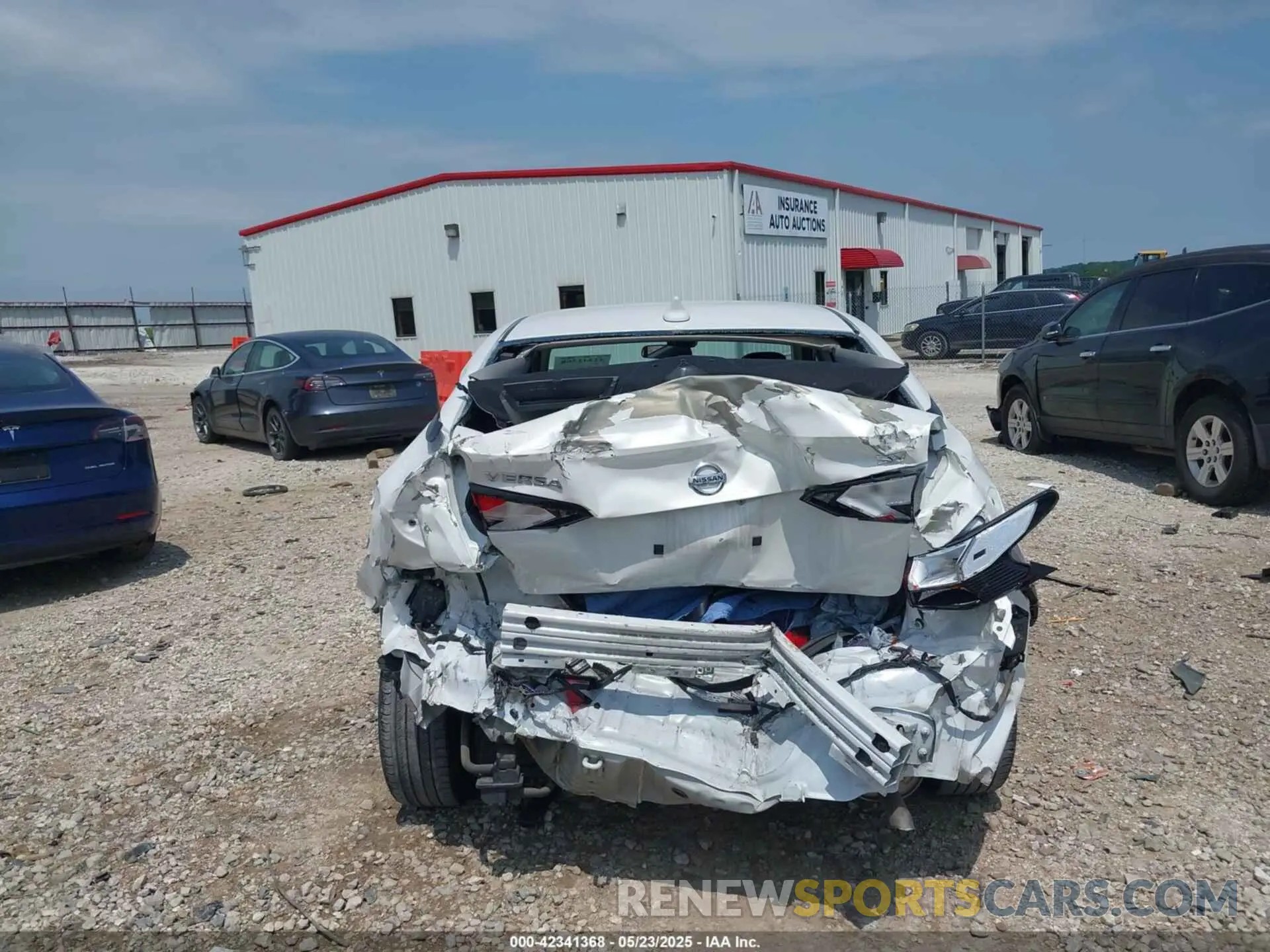 17 Фотография поврежденного автомобиля 3N1CN8EV8LL882210 NISSAN VERSA 2020