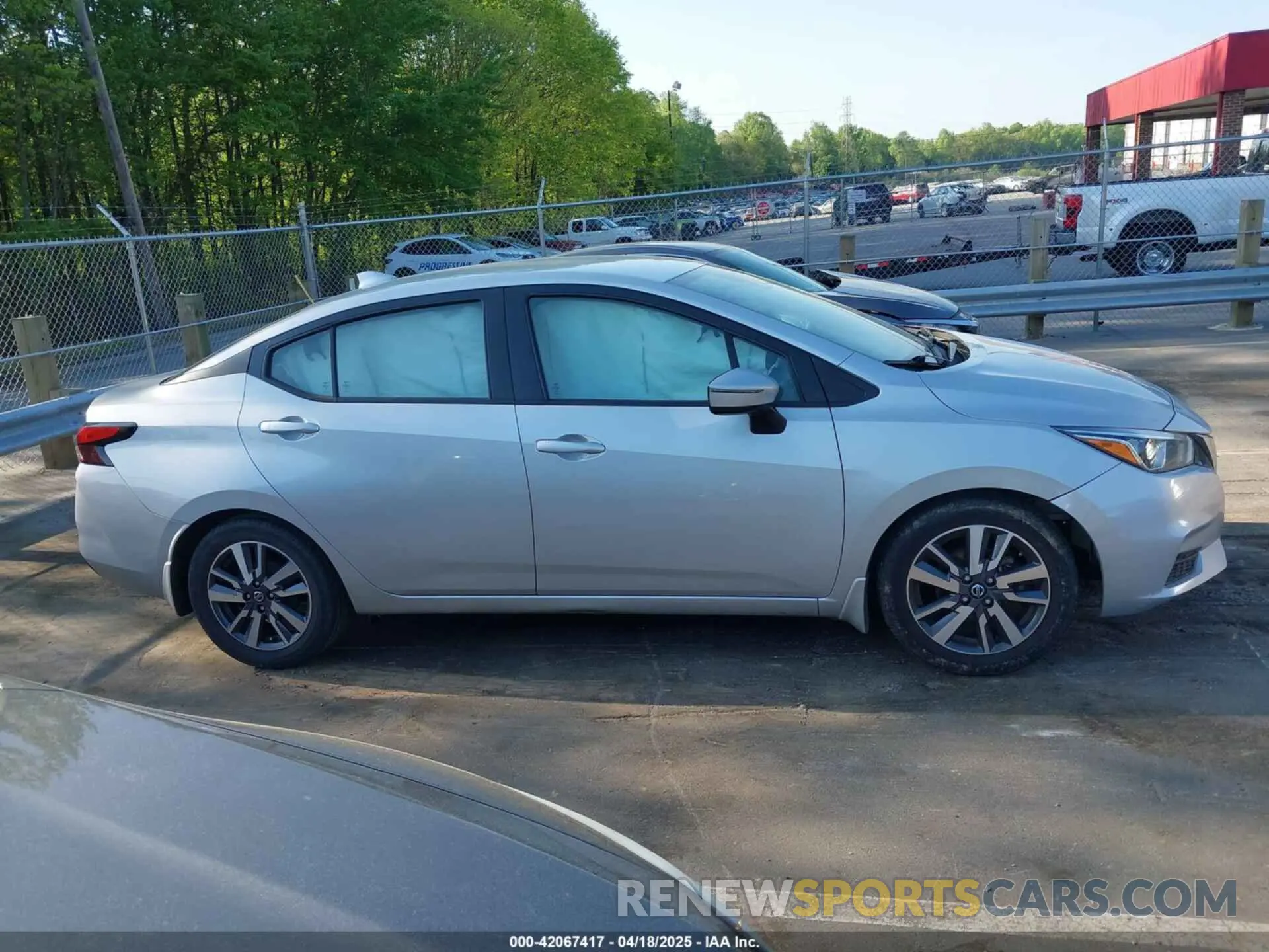 13 Фотография поврежденного автомобиля 3N1CN8EV9LL800243 NISSAN VERSA 2020