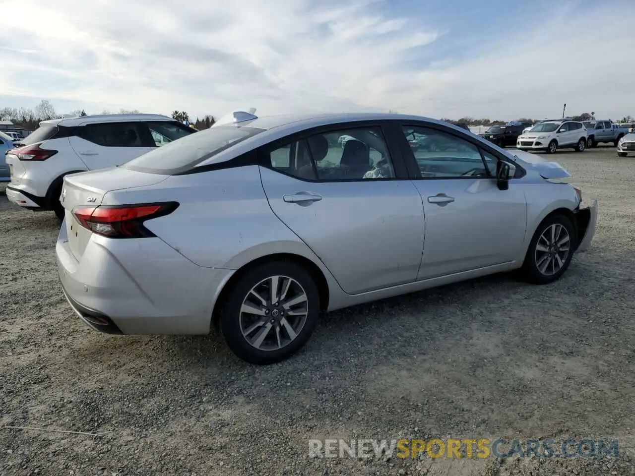 3 Фотография поврежденного автомобиля 3N1CN8EVXLL820890 NISSAN VERSA 2020